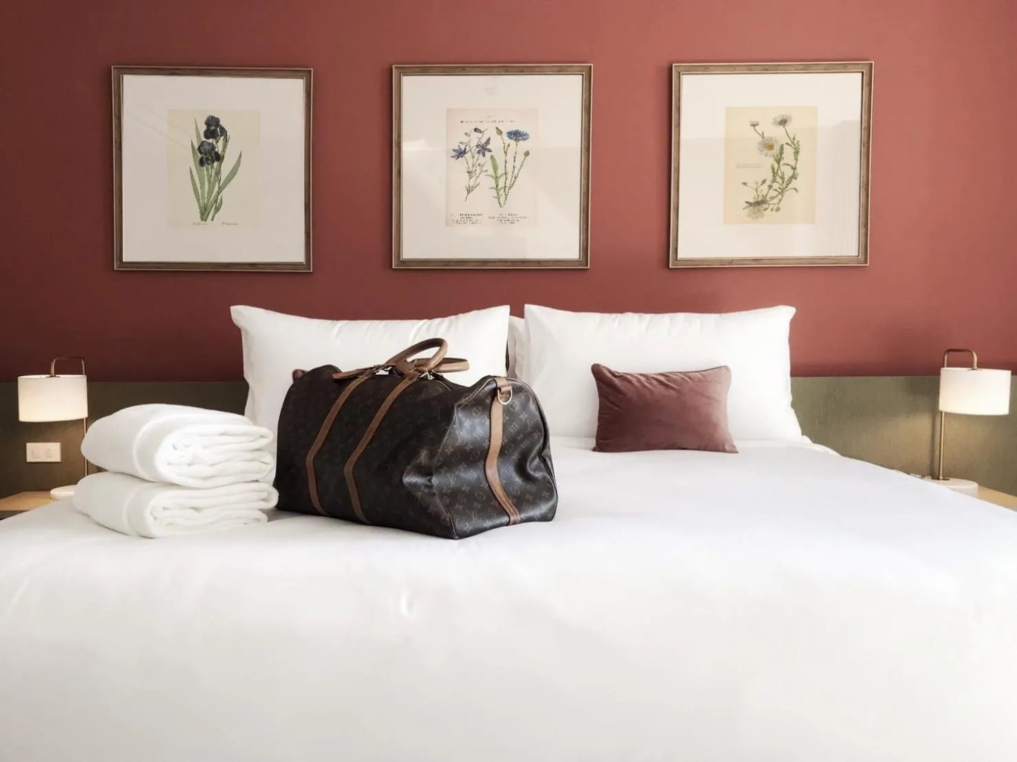 Bed in The Raintree Hotel Chiang Mai