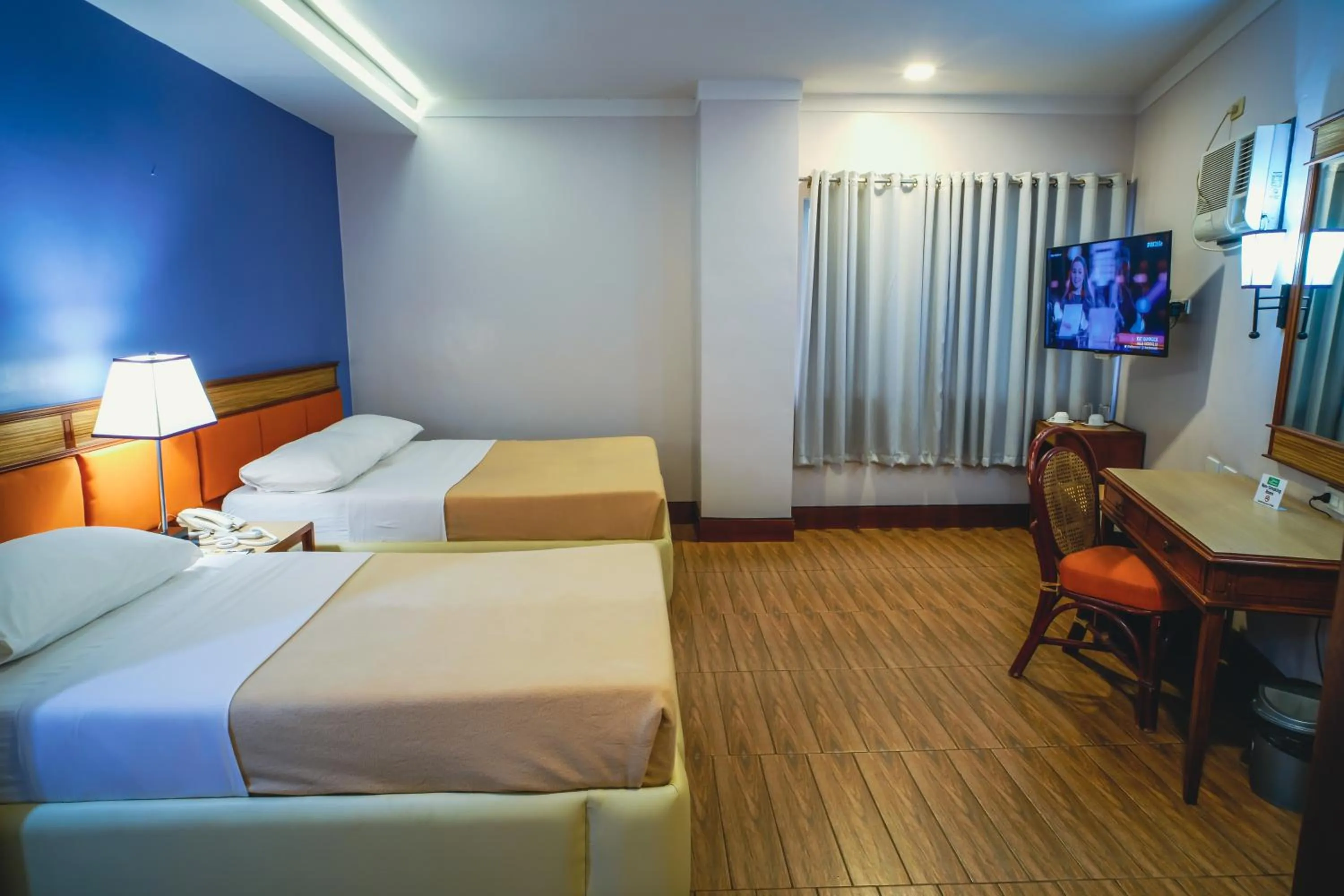 Bed in Hotel Valencia