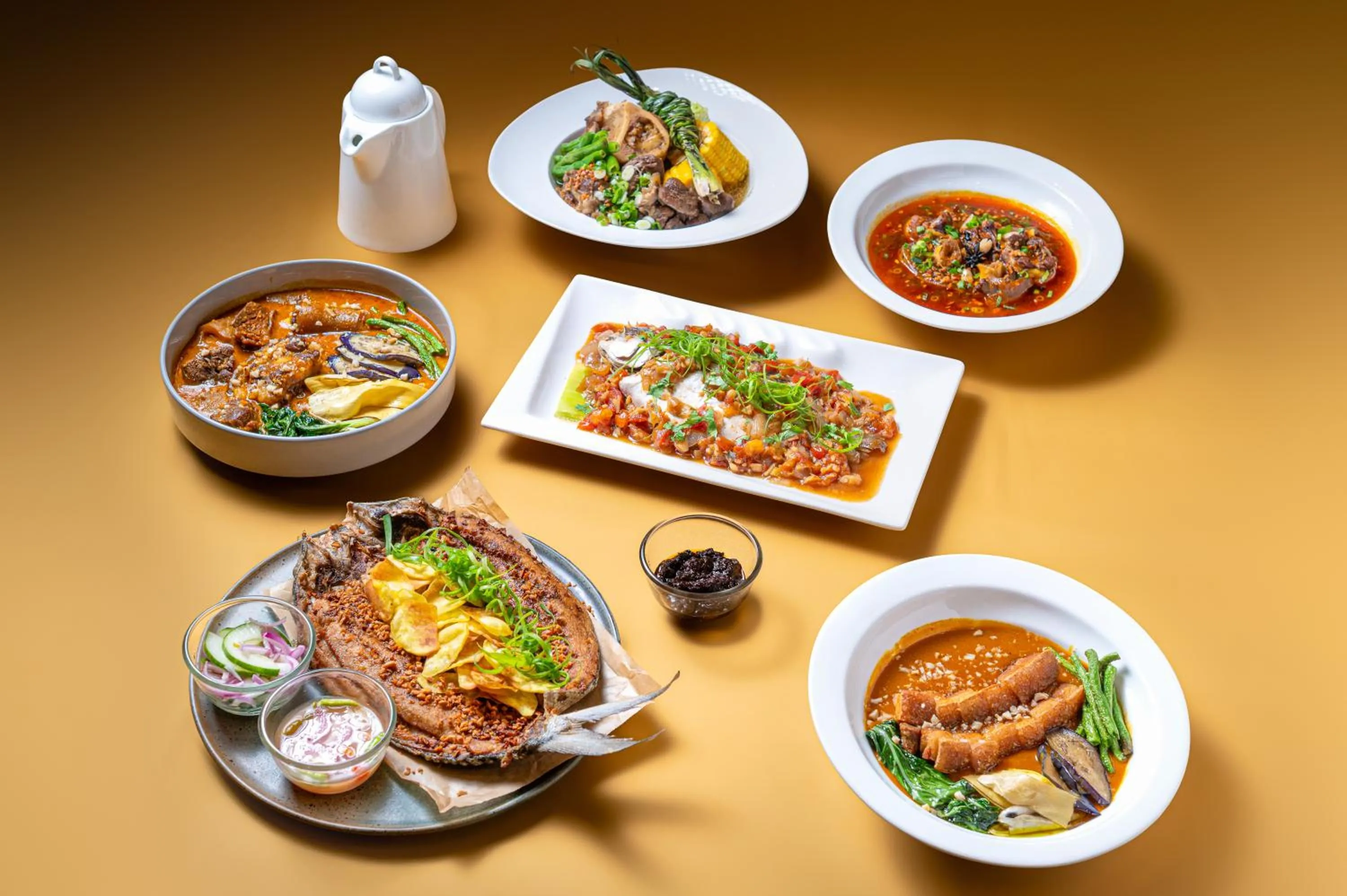 Restaurant/places to eat in Hotel Valencia