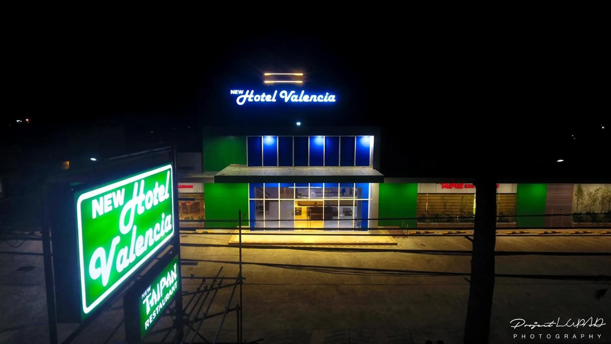 Facade/entrance in Hotel Valencia