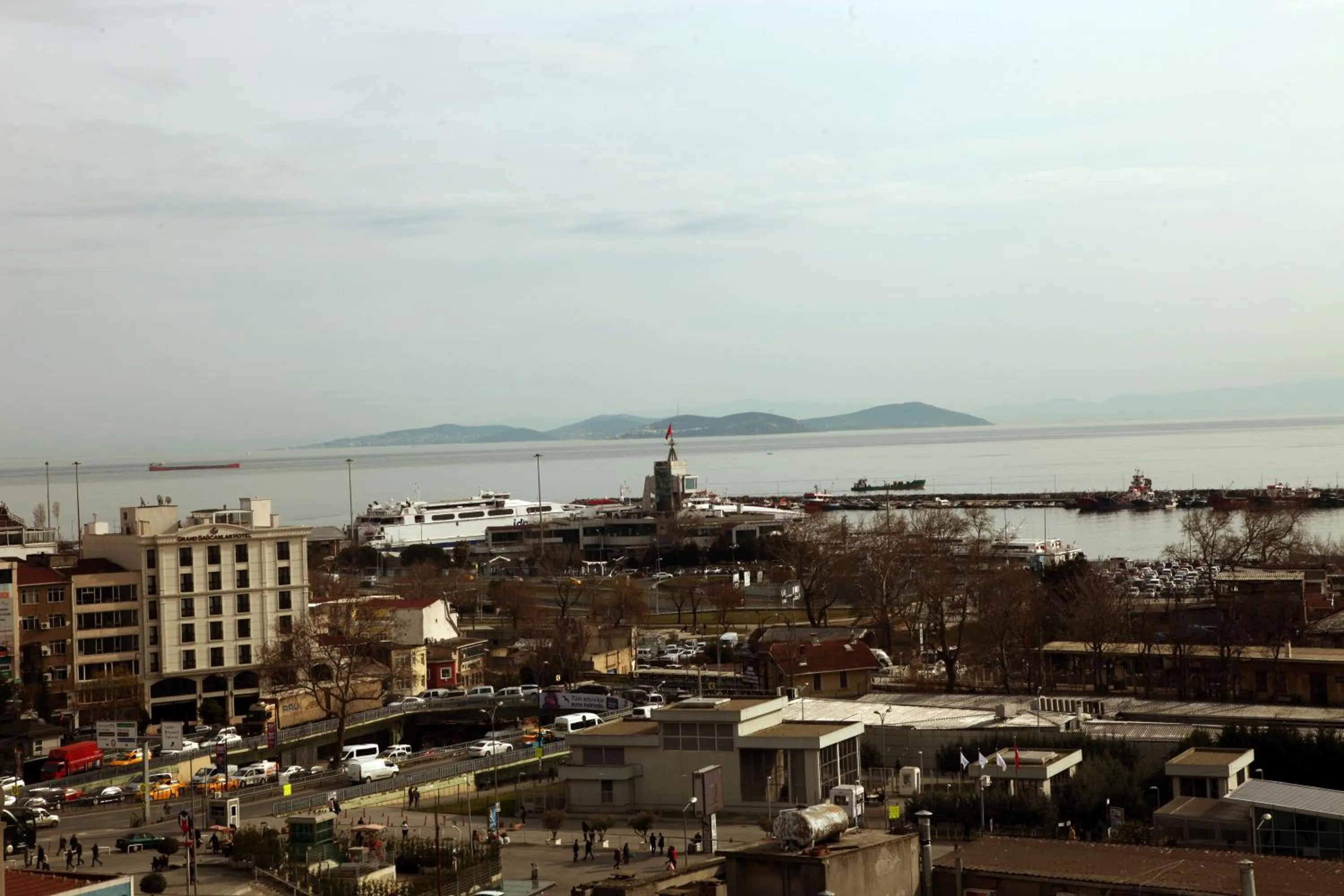 Property building in Life Inn Hotel