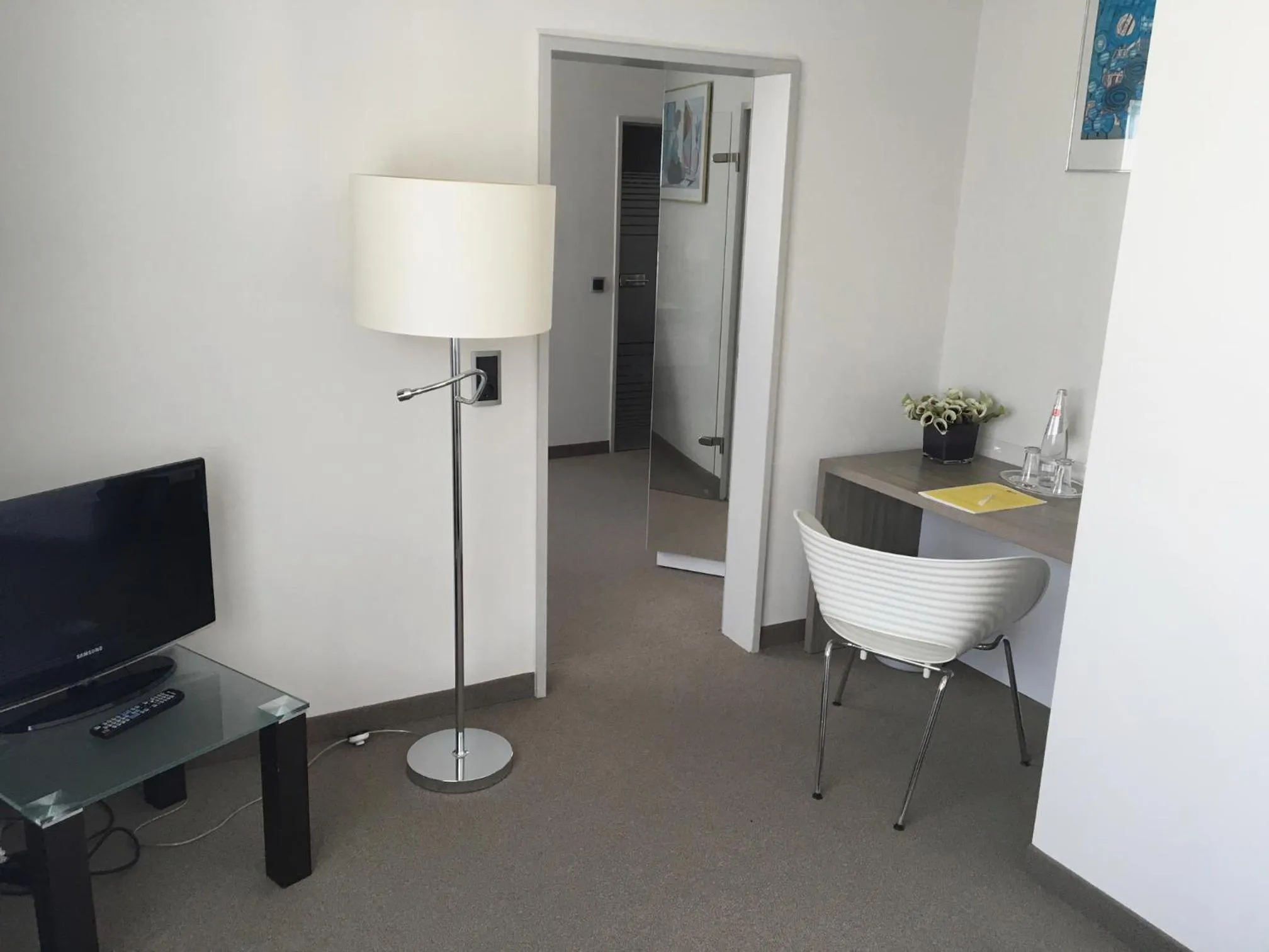 Photo of the whole room in Hotel Schweizer Hof