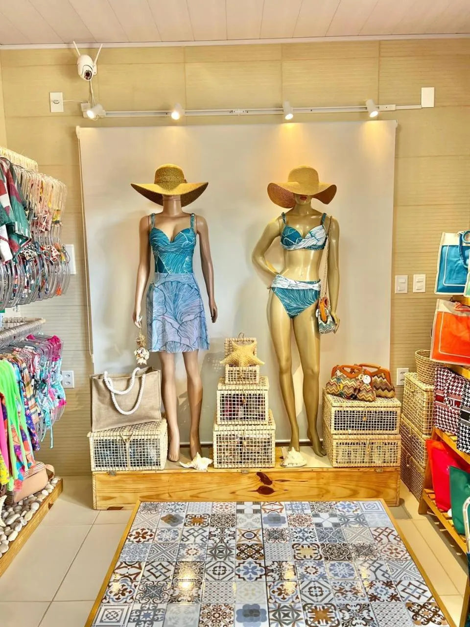 On-site shops in Pousada Sonho de Mar