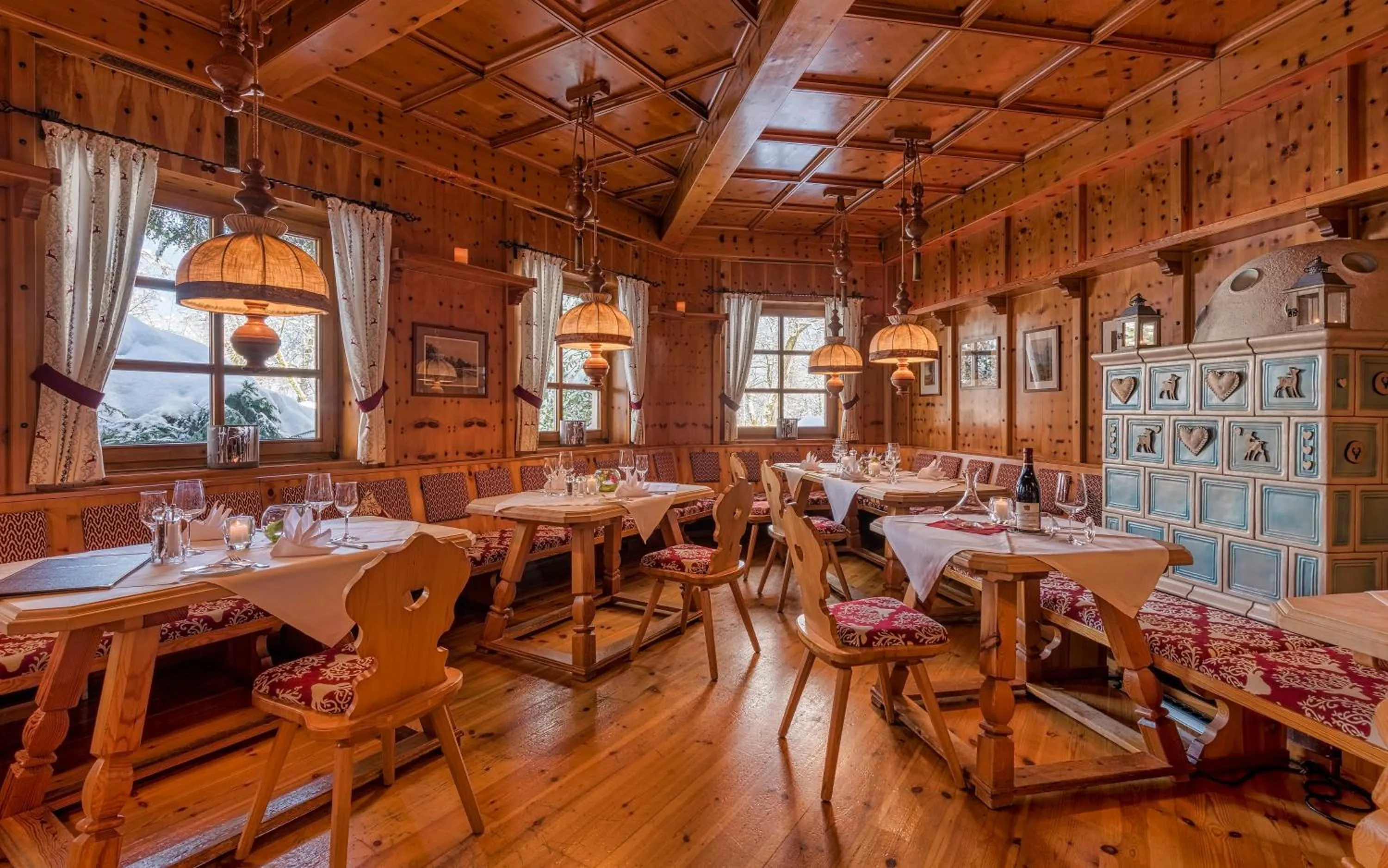 Dining area in Yachthotel Chiemsee GmbH