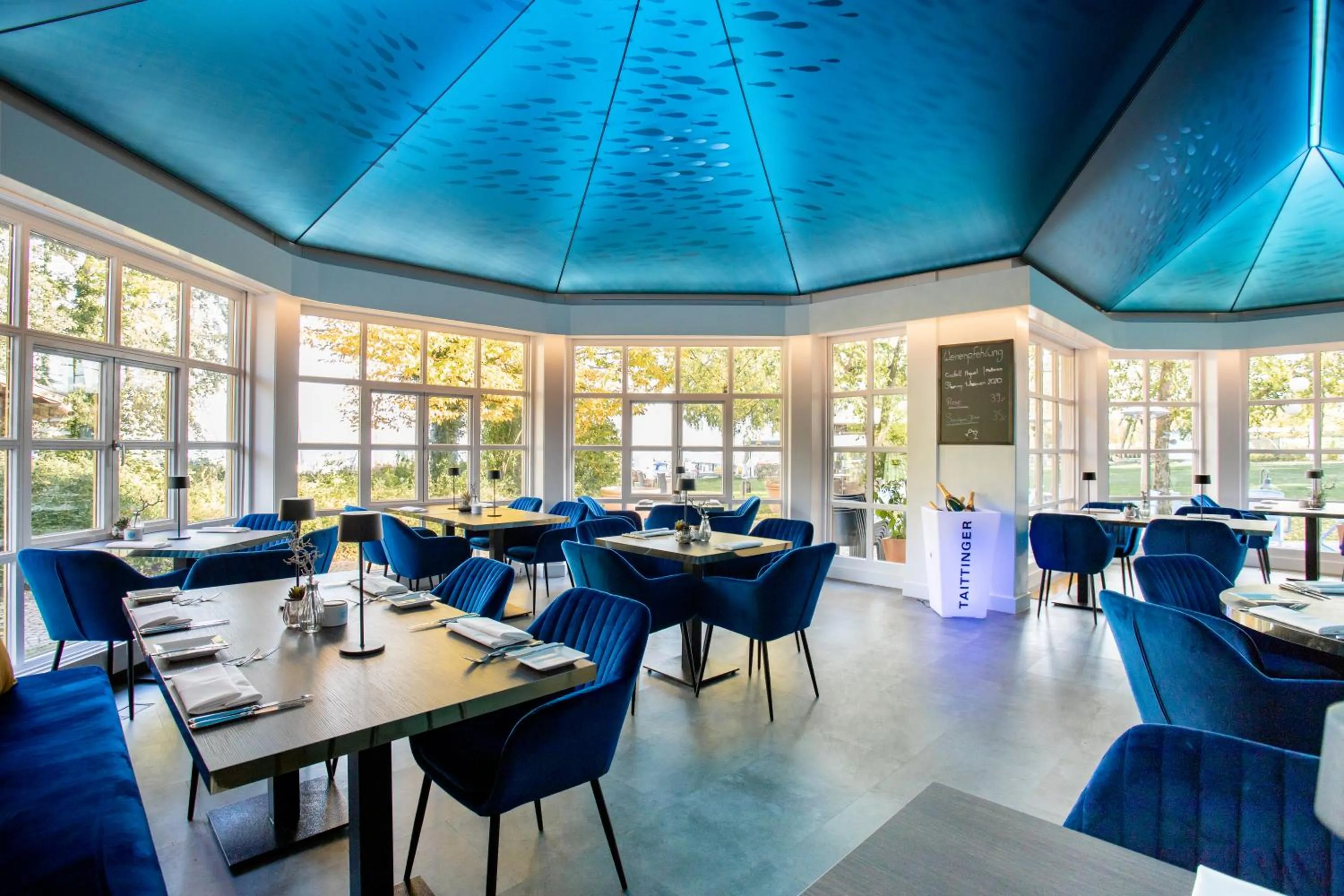 Restaurant/places to eat in Yachthotel Chiemsee GmbH