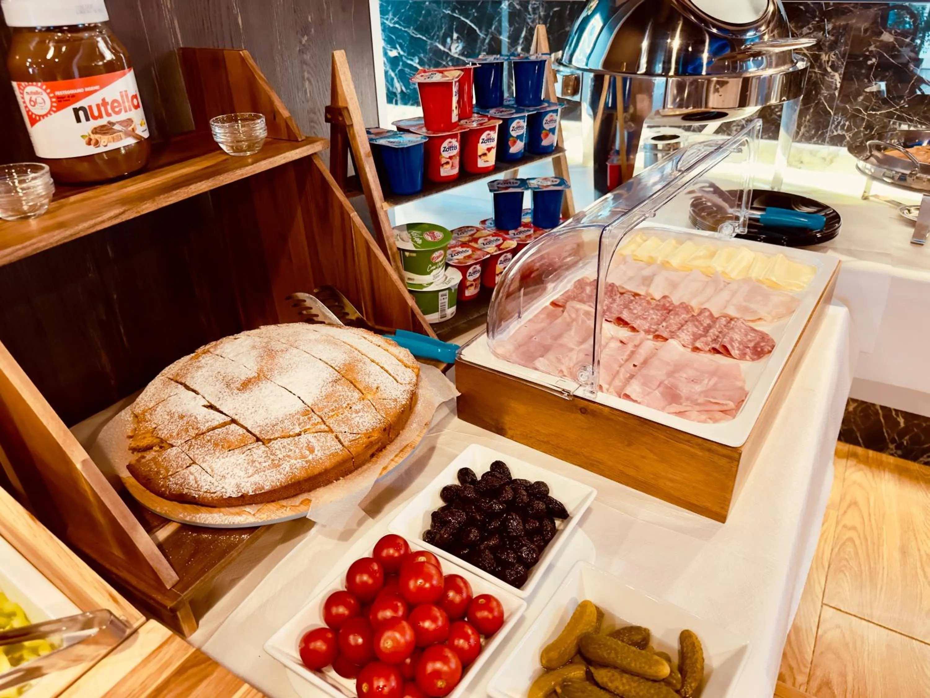 Food and drinks in Hotel Olive