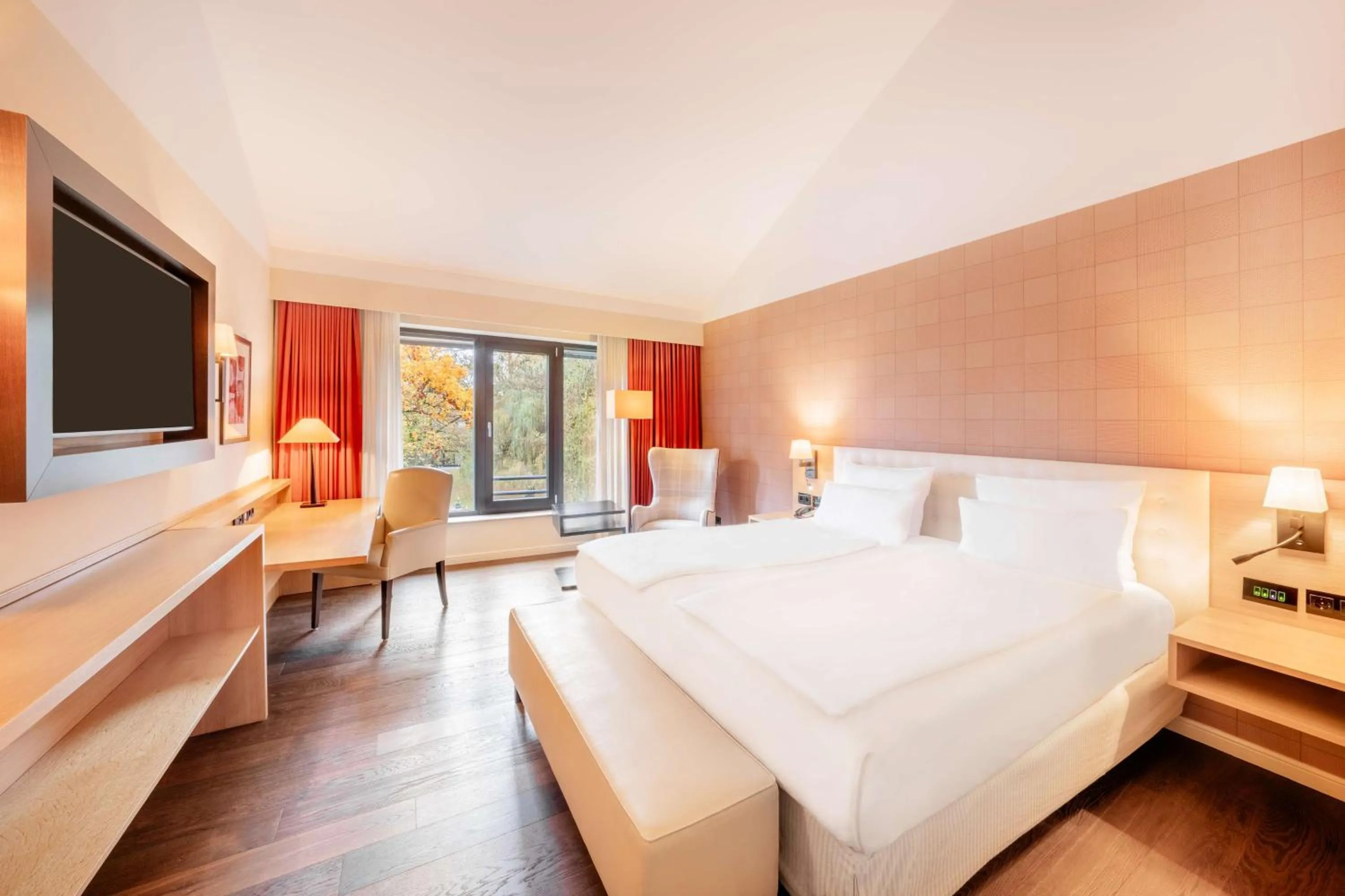 Bed in Hilton Frankfurt Gravenbruch