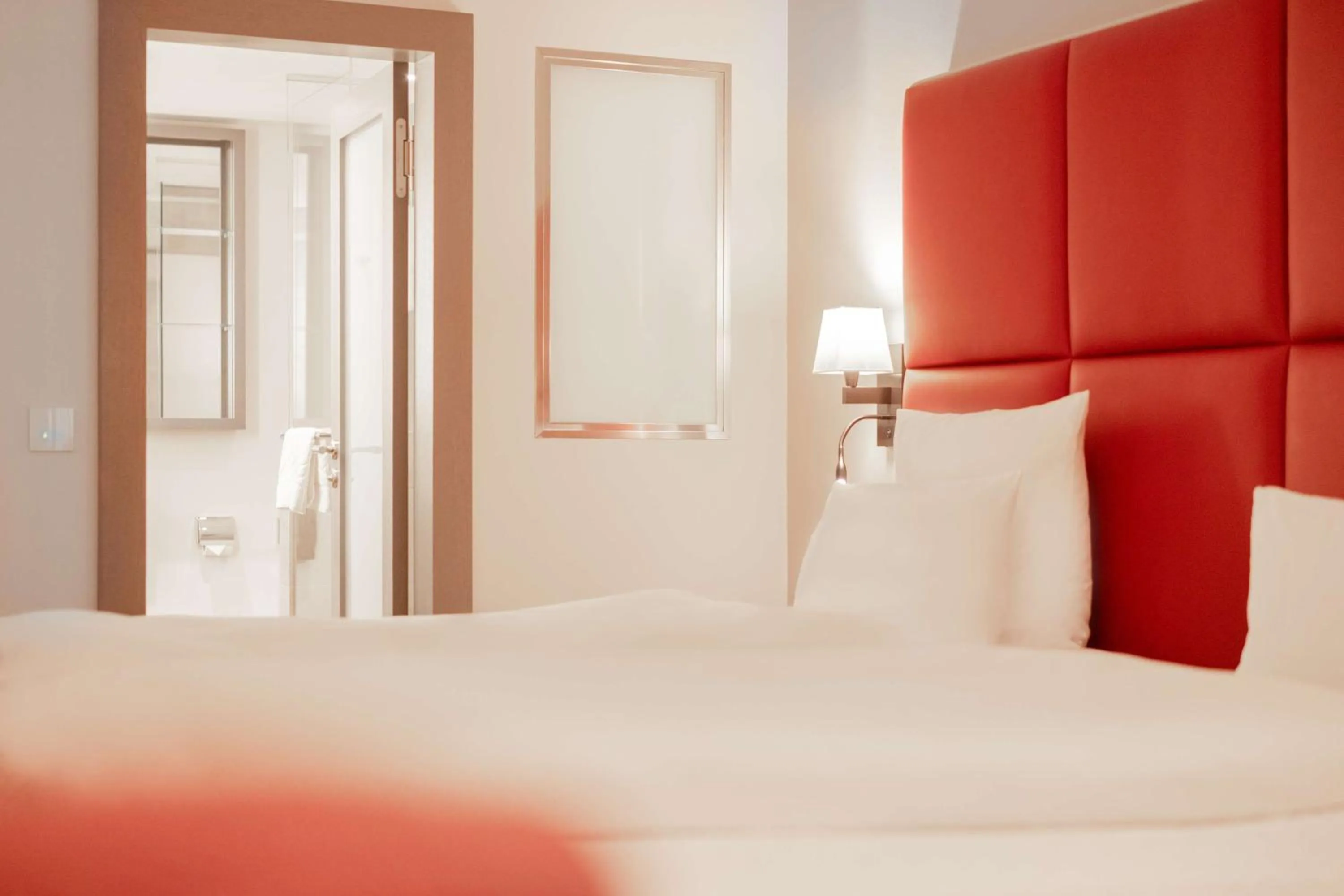 Bed in Hilton Frankfurt Gravenbruch