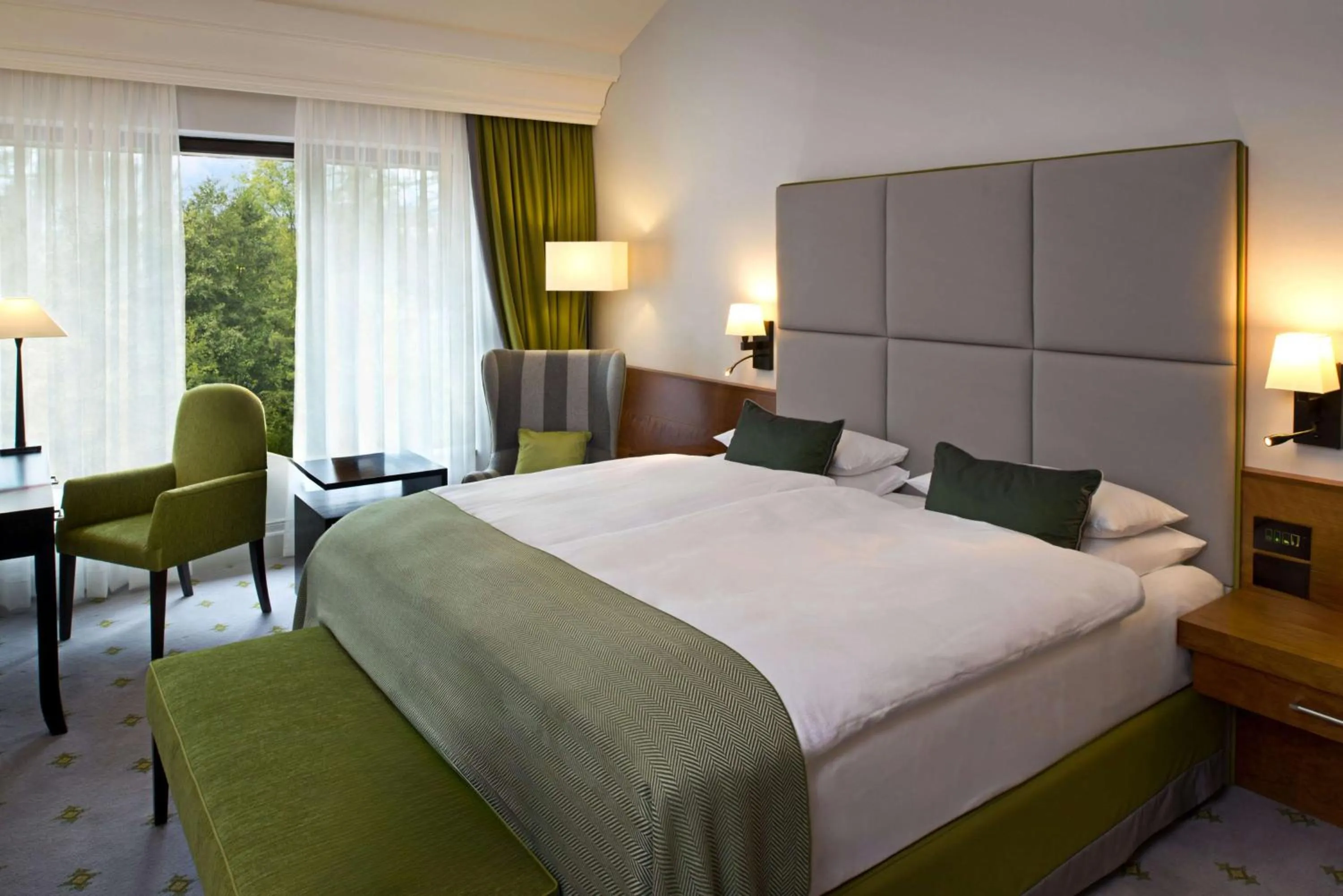 Bed in Hilton Frankfurt Gravenbruch