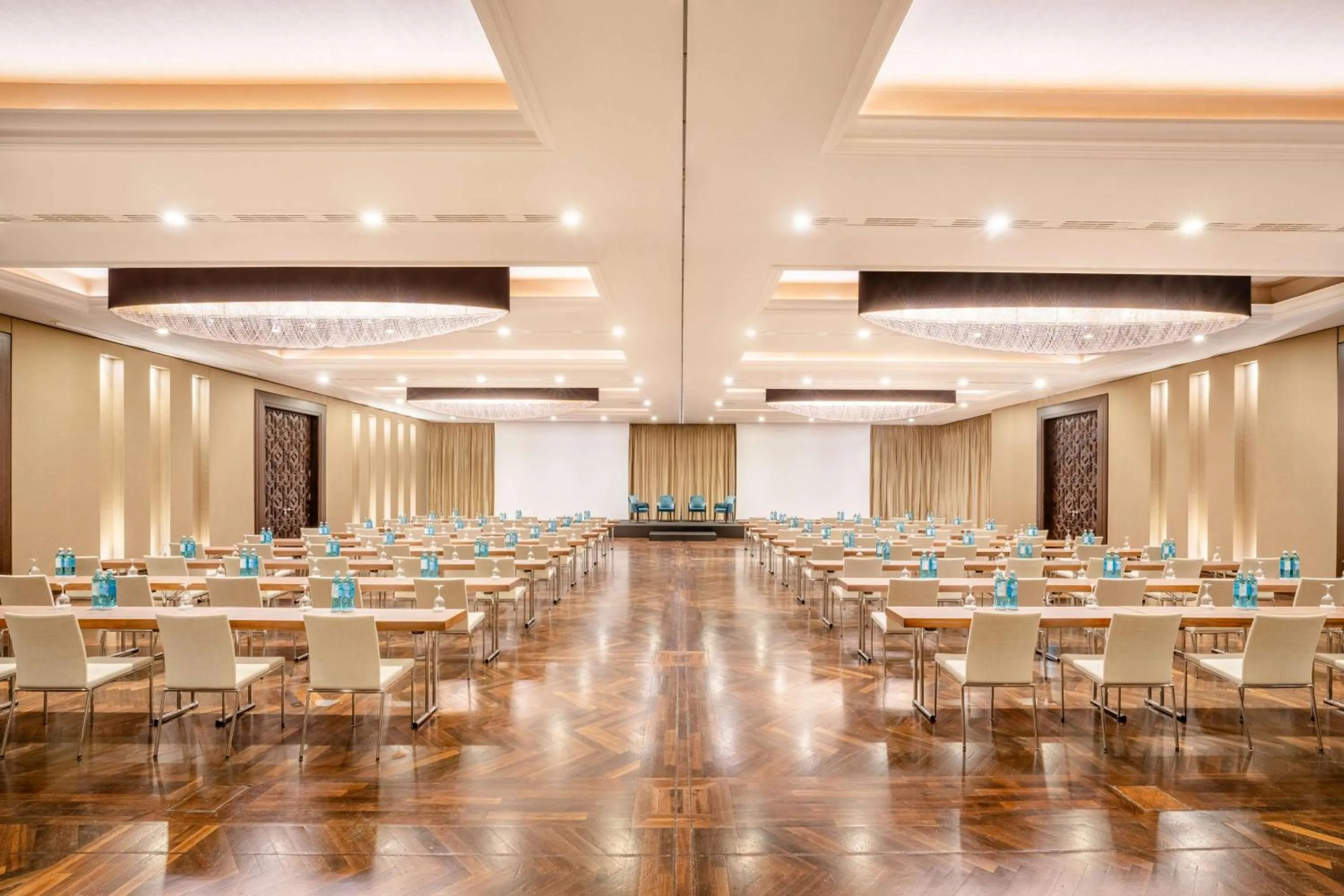 Meeting/conference room in Hilton Frankfurt Gravenbruch