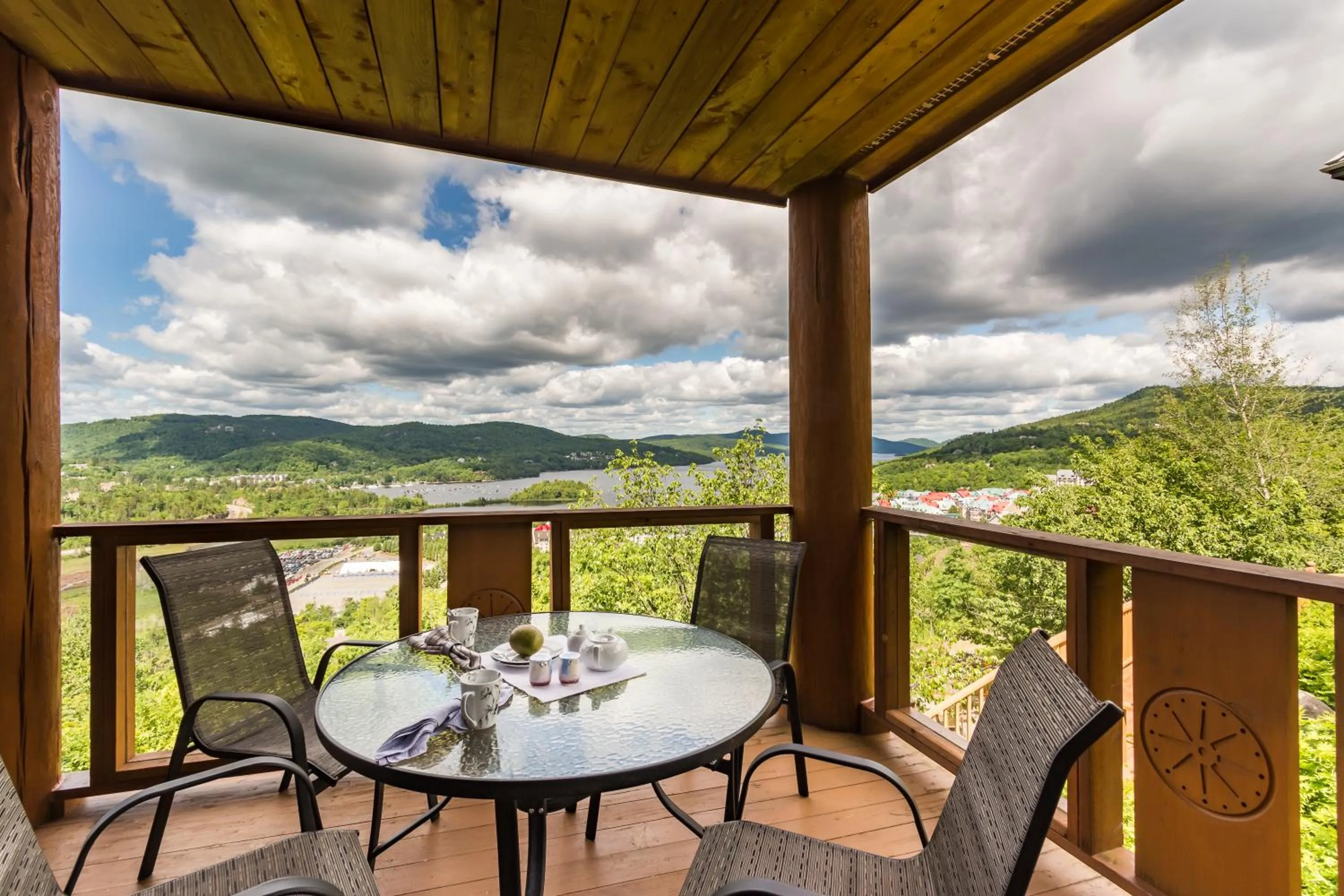 Equinoxe by Tremblant Platinum