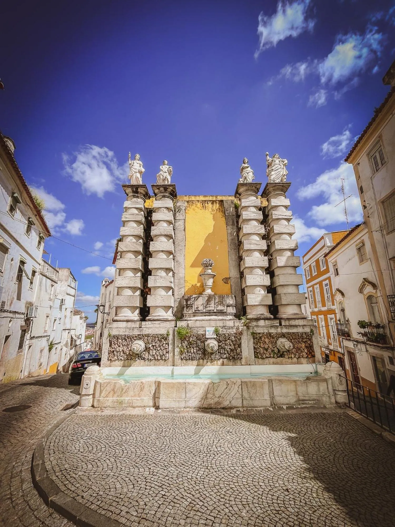 Nearby landmark in Very Typical - Alojamento Local