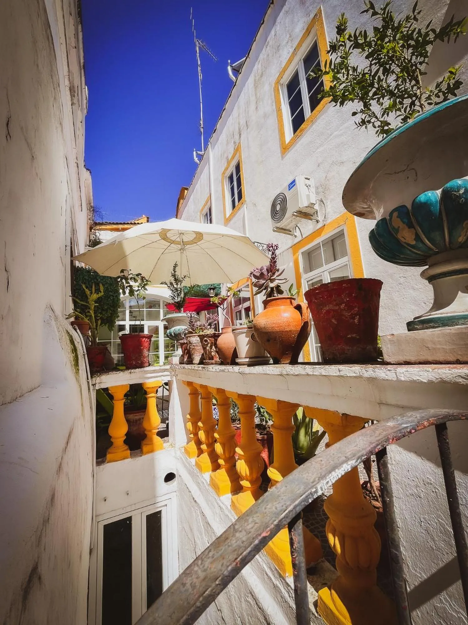 Property building in Very Typical - Alojamento Local