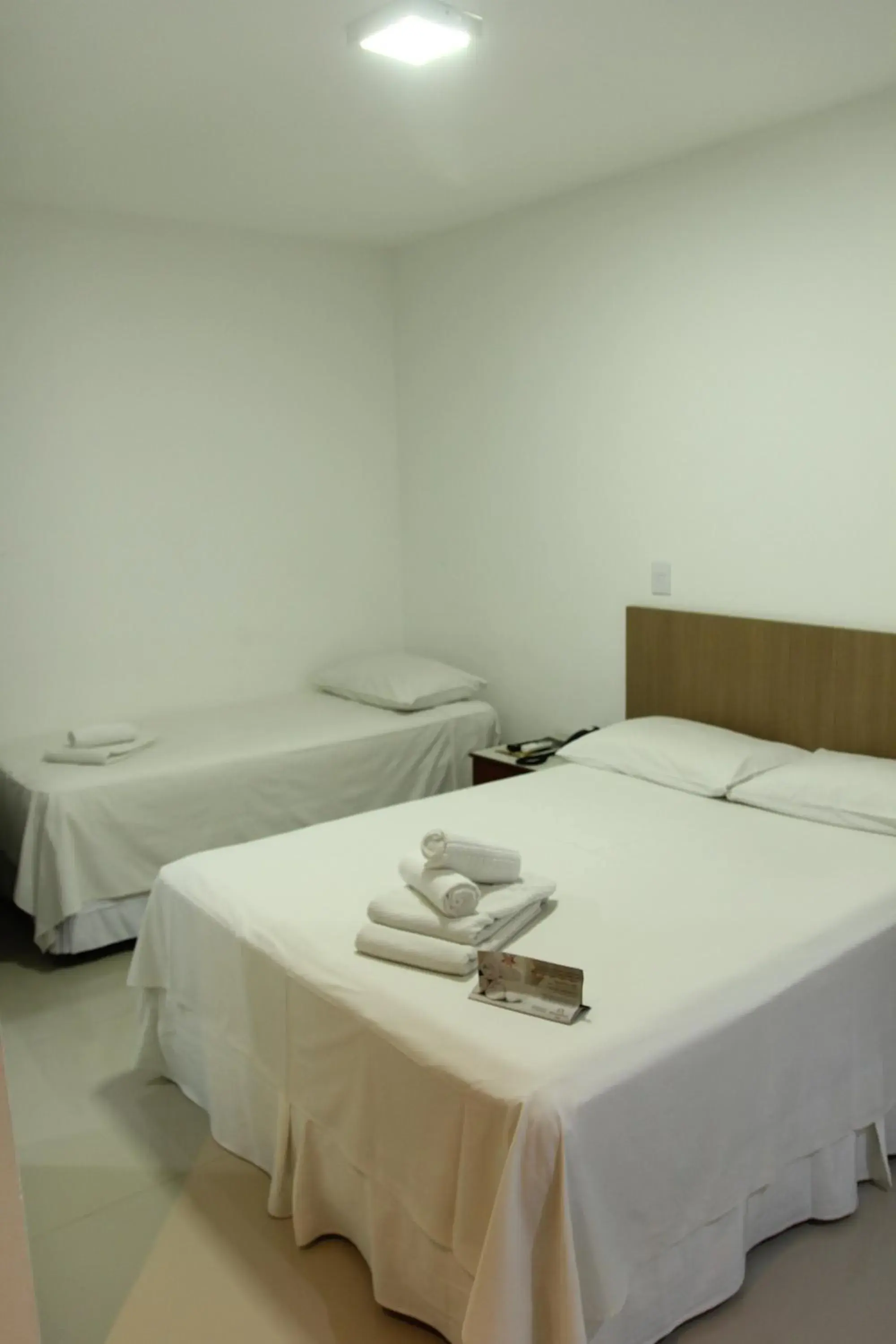 Double Room with Extra Bed - single occupancy in Hotel Metropolitano Double Room with Extra Bed - single occupancy in Hotel Metropolitano