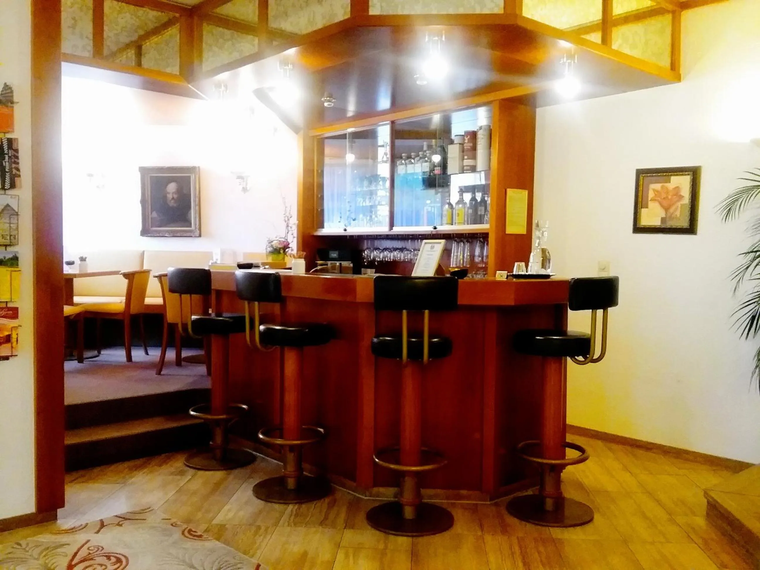 Lounge or bar in Hotel Garni Reulein
