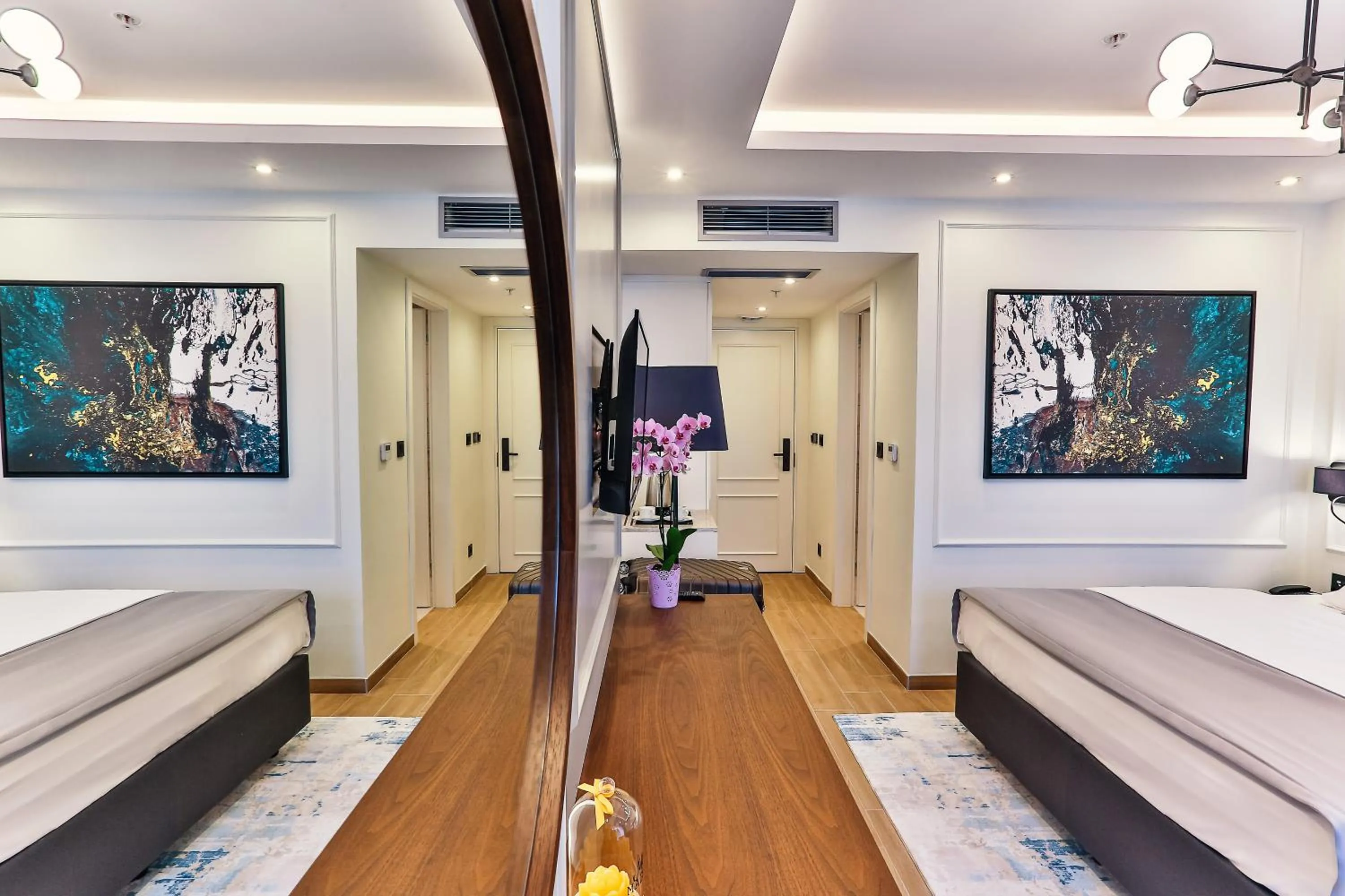 Bed in Boutique Hotel Momentum by Aycon