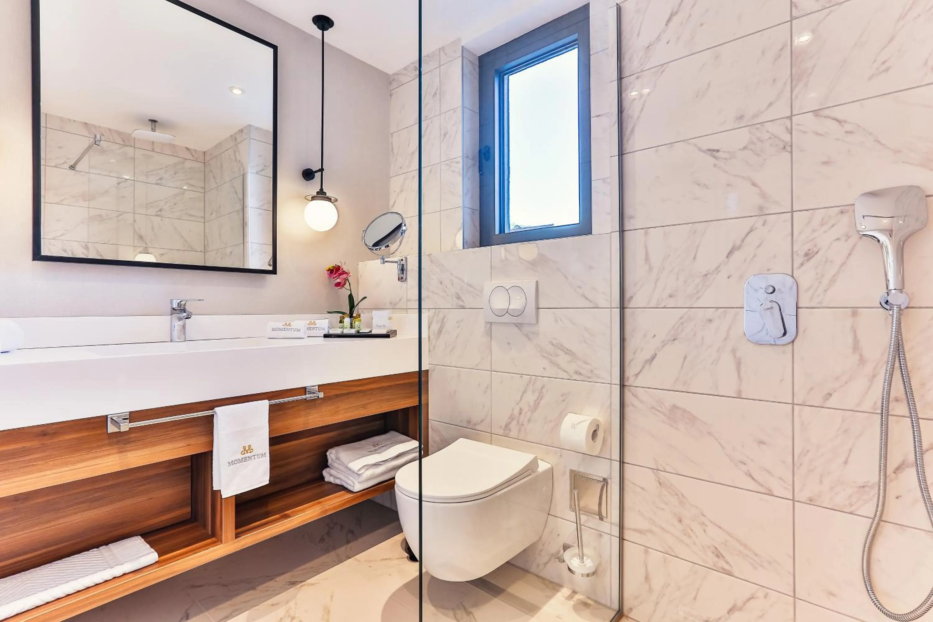 Bathroom in Boutique Hotel Momentum by Aycon