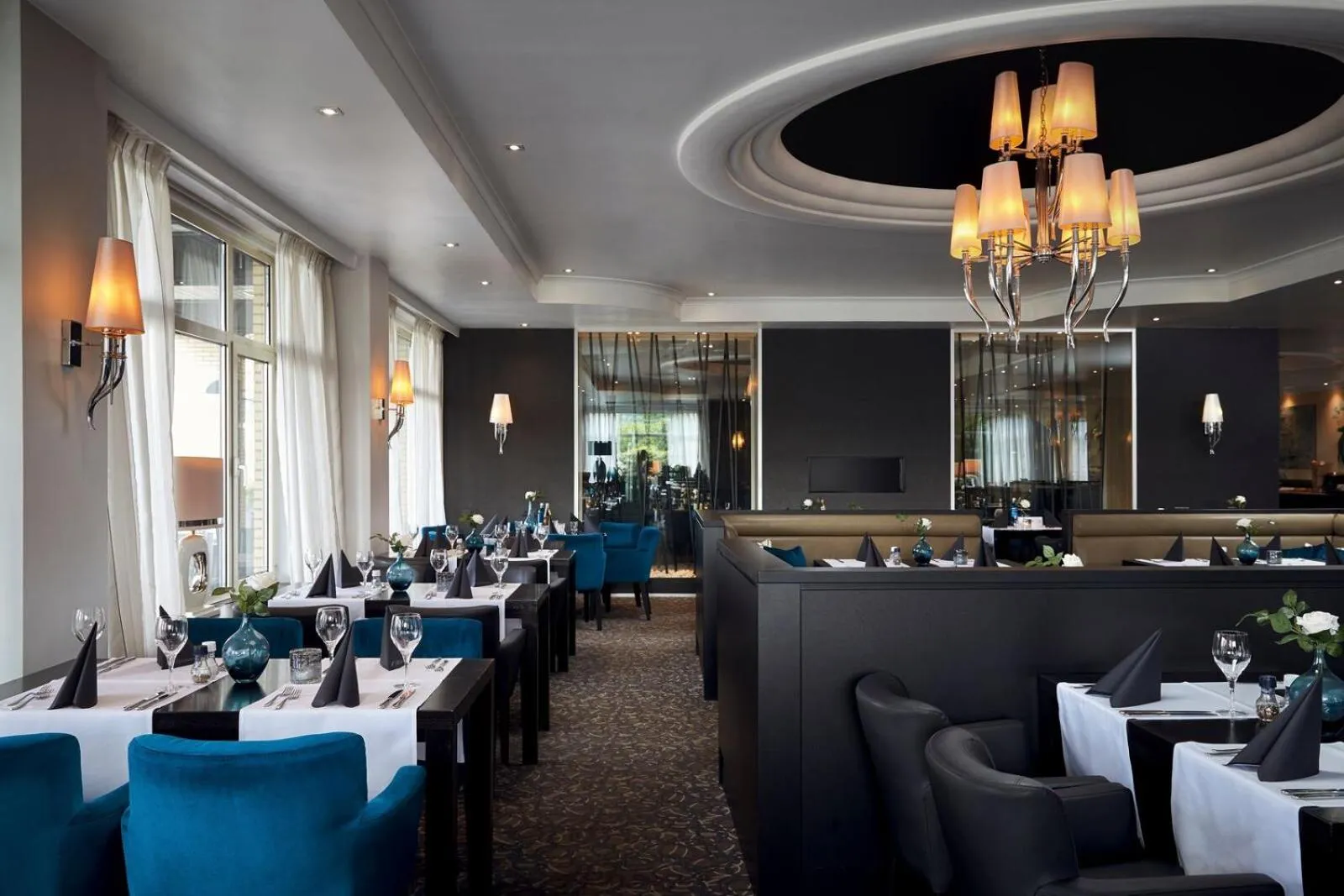 Restaurant/places to eat in Hotel Gladbeck van der Valk