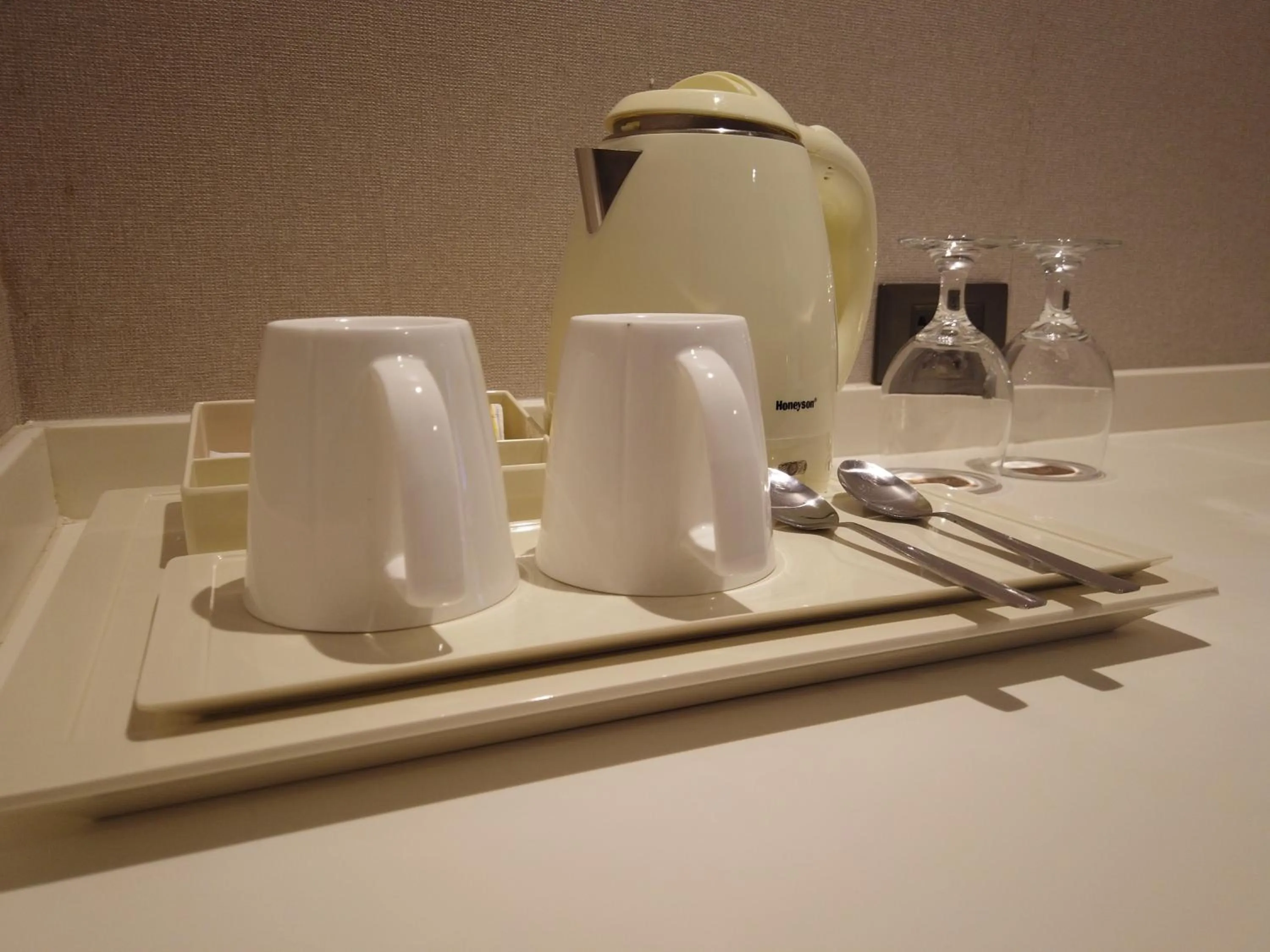 Coffee/tea facilities in The Plaza Lodge Baguio