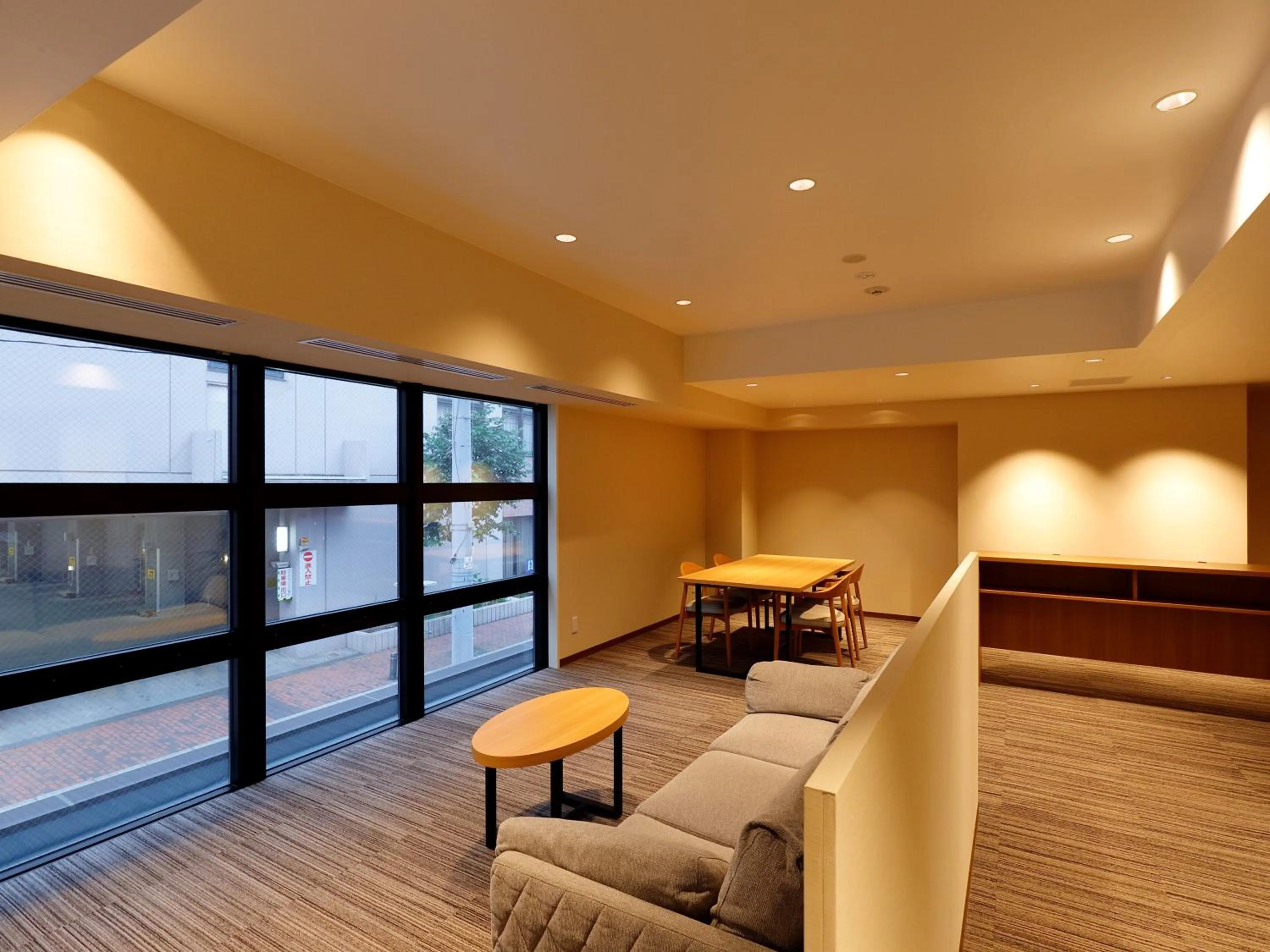 Communal lounge/ TV room in Hotel Grand Terrace Obihiro Annex