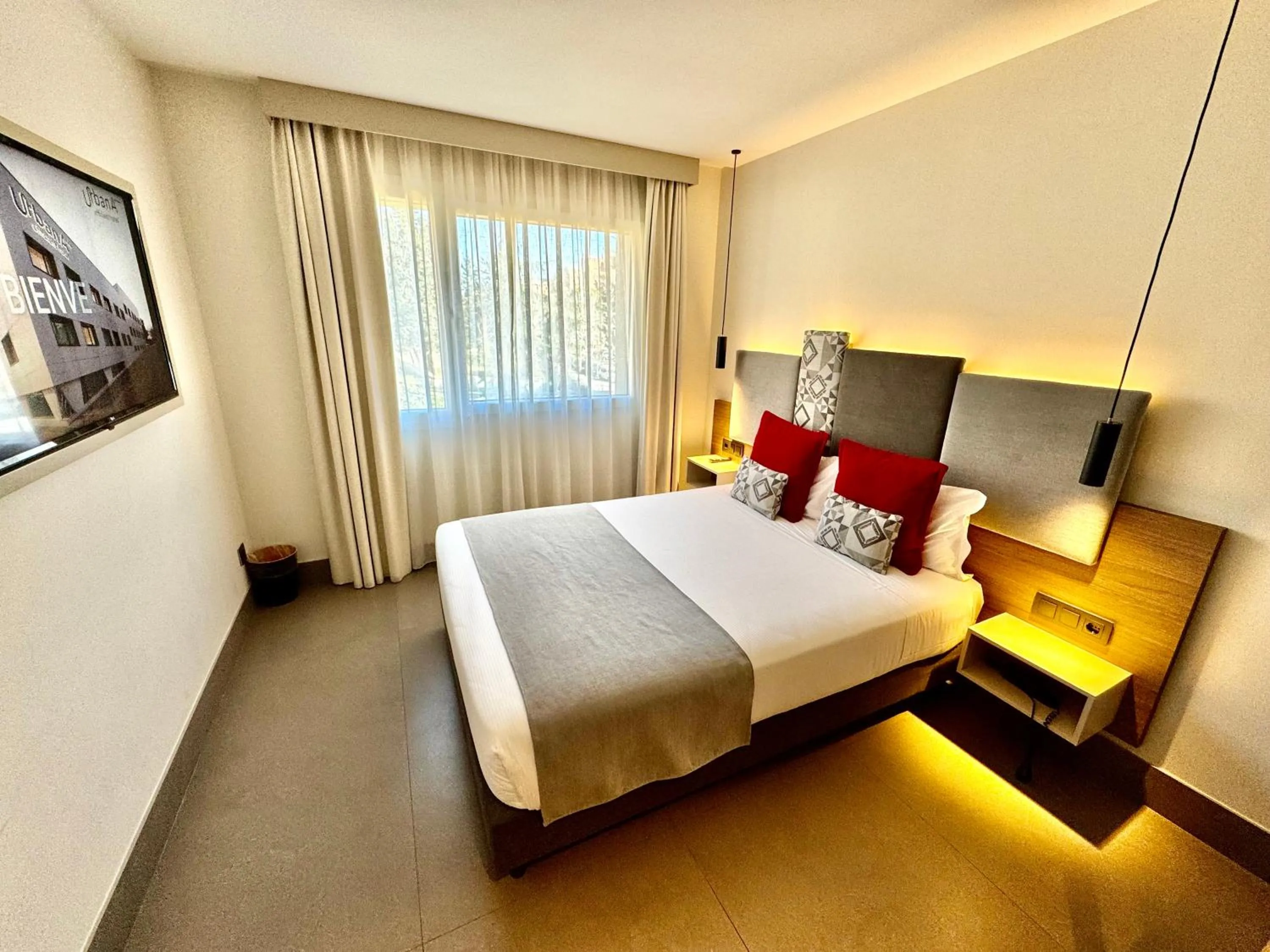 Bedroom, Bed in Urban A+++ Hotel