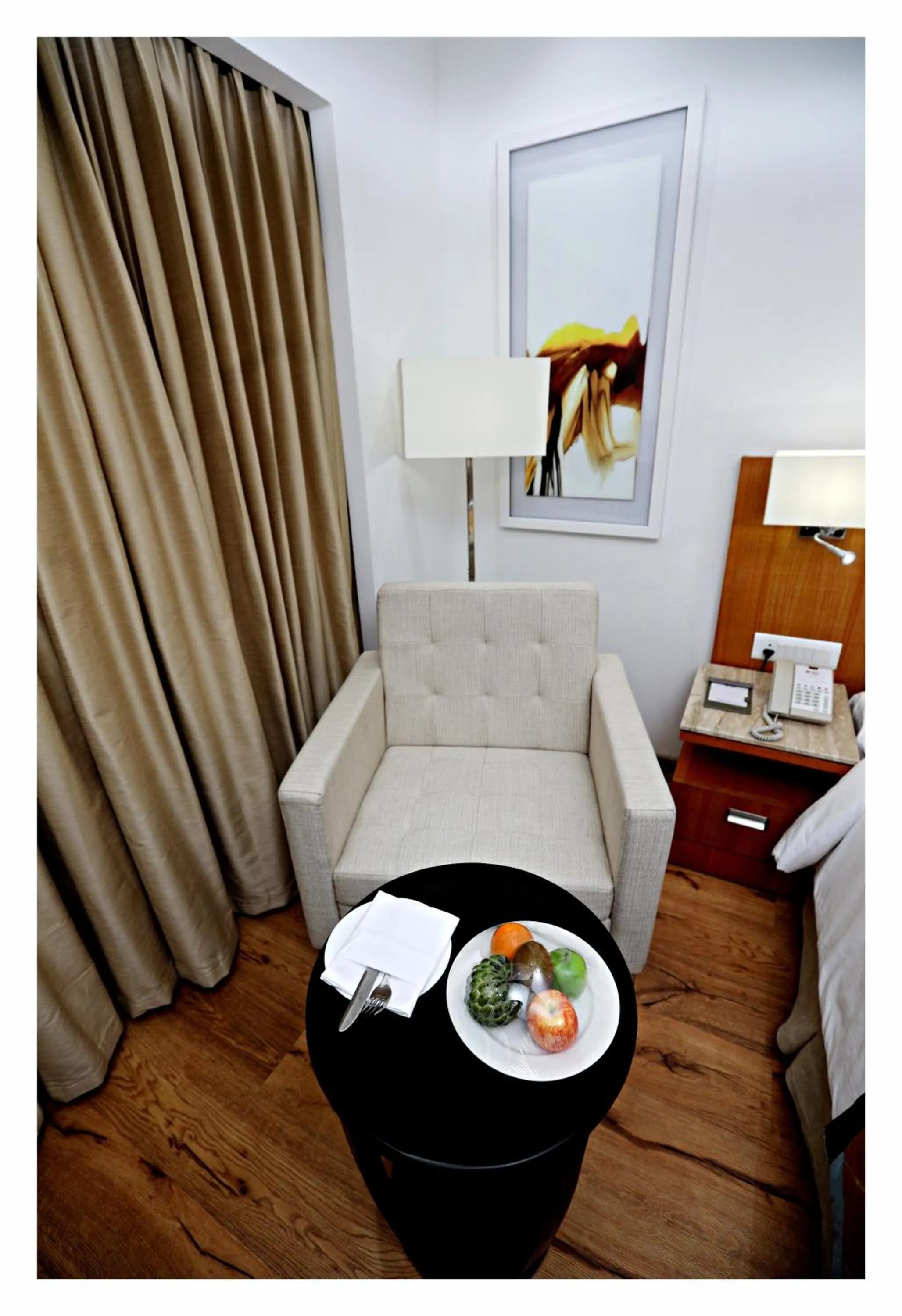 Restaurant/places to eat in Best Western Plus Tejvivaan