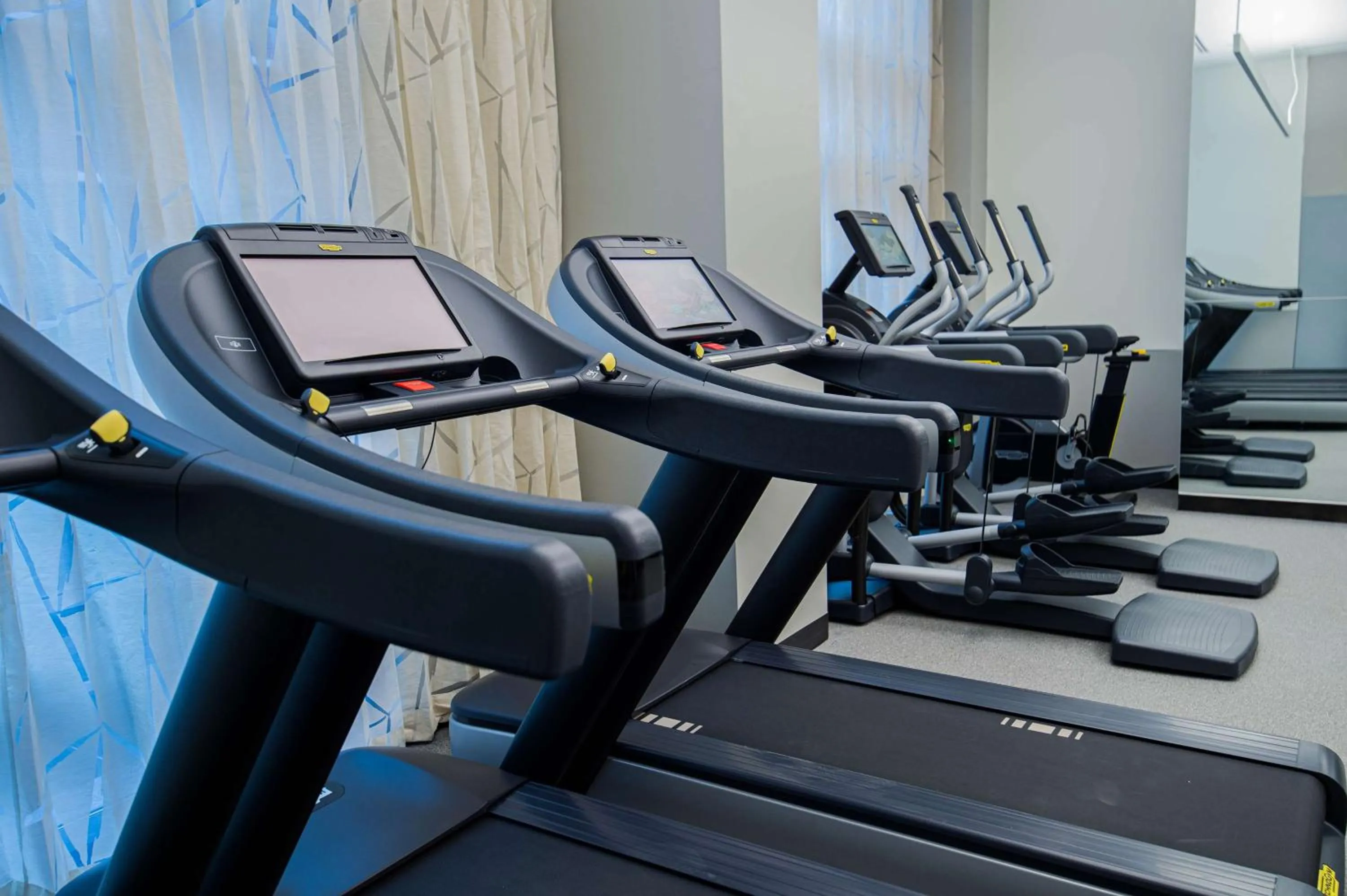 Fitness centre/facilities in Canopy By Hilton Jersey City Arts District