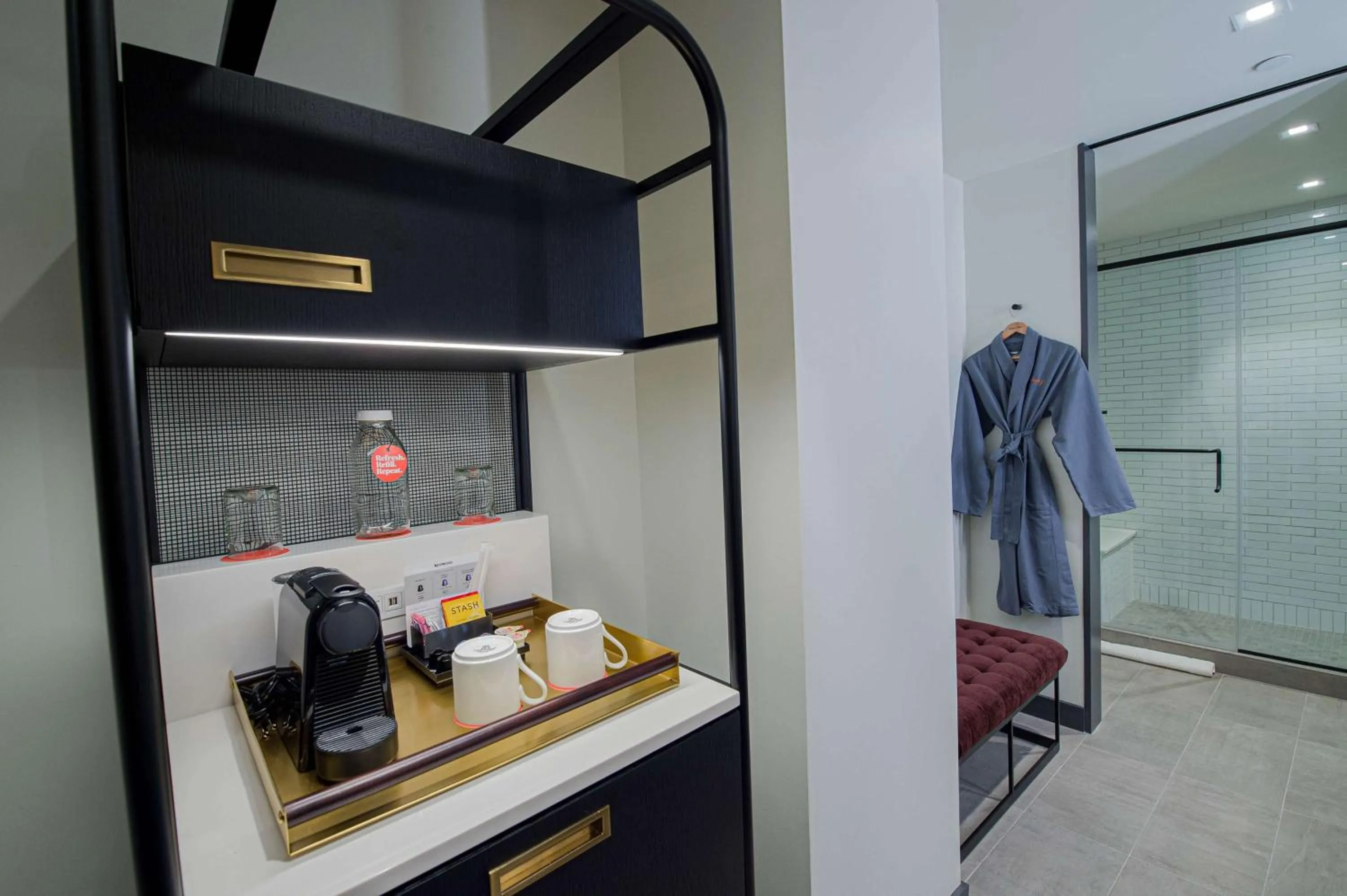 Bedroom in Canopy By Hilton Jersey City Arts District