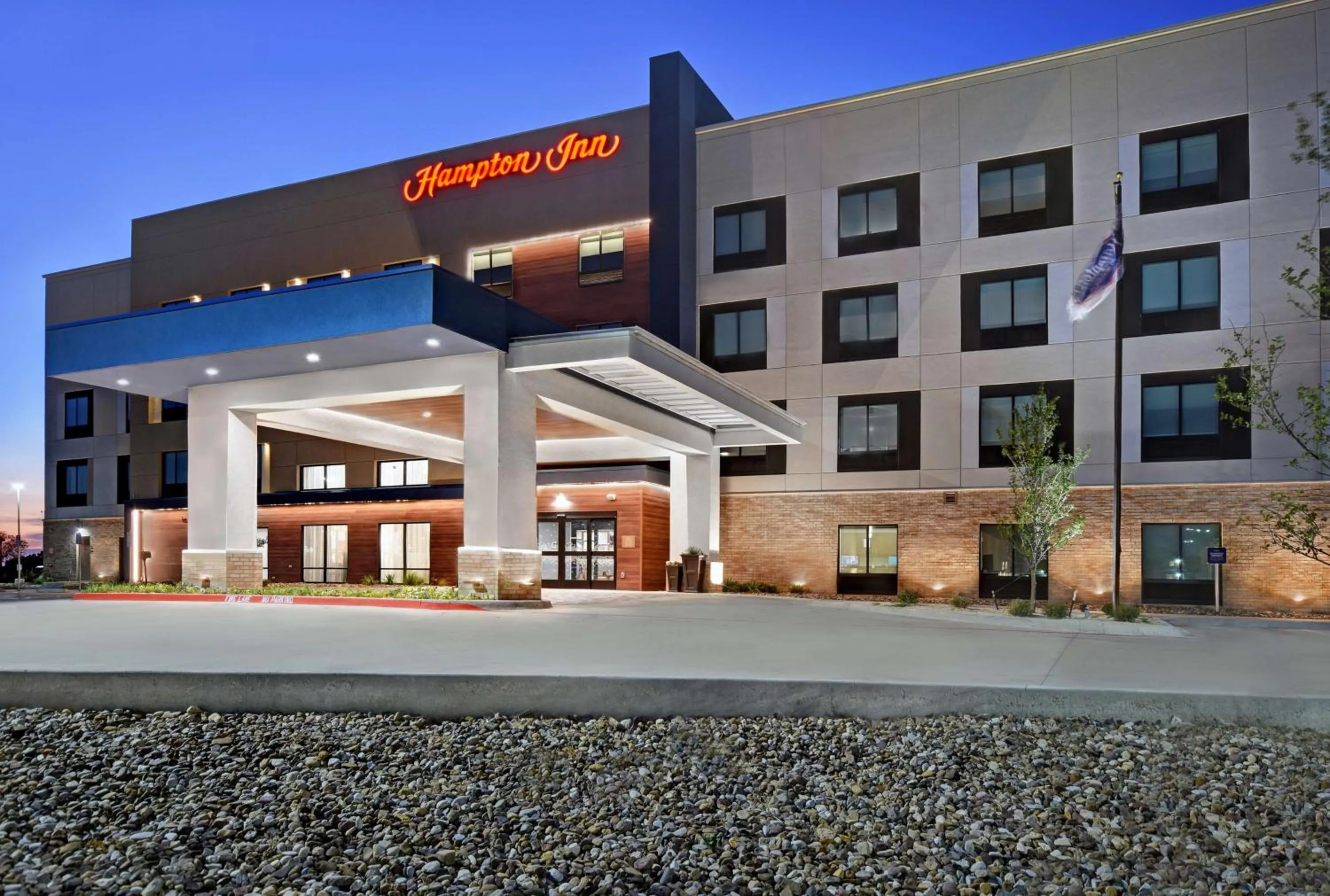 Property building in Hampton Inn Midland South, Tx