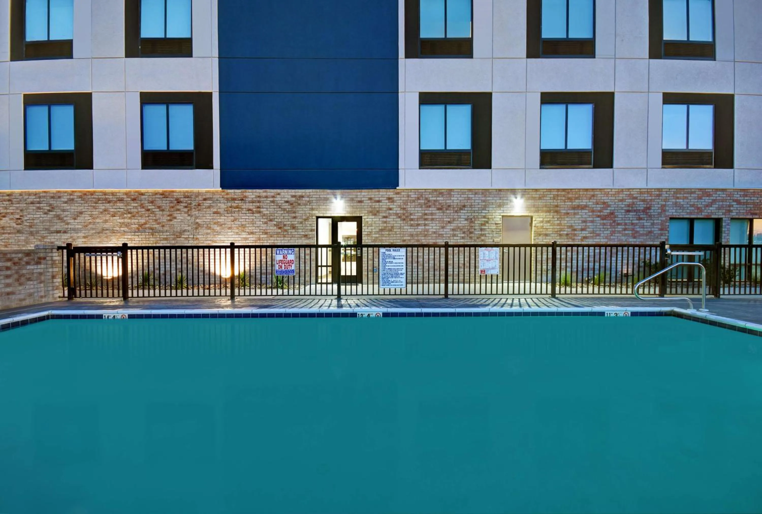 Property building in Hampton Inn Midland South, Tx
