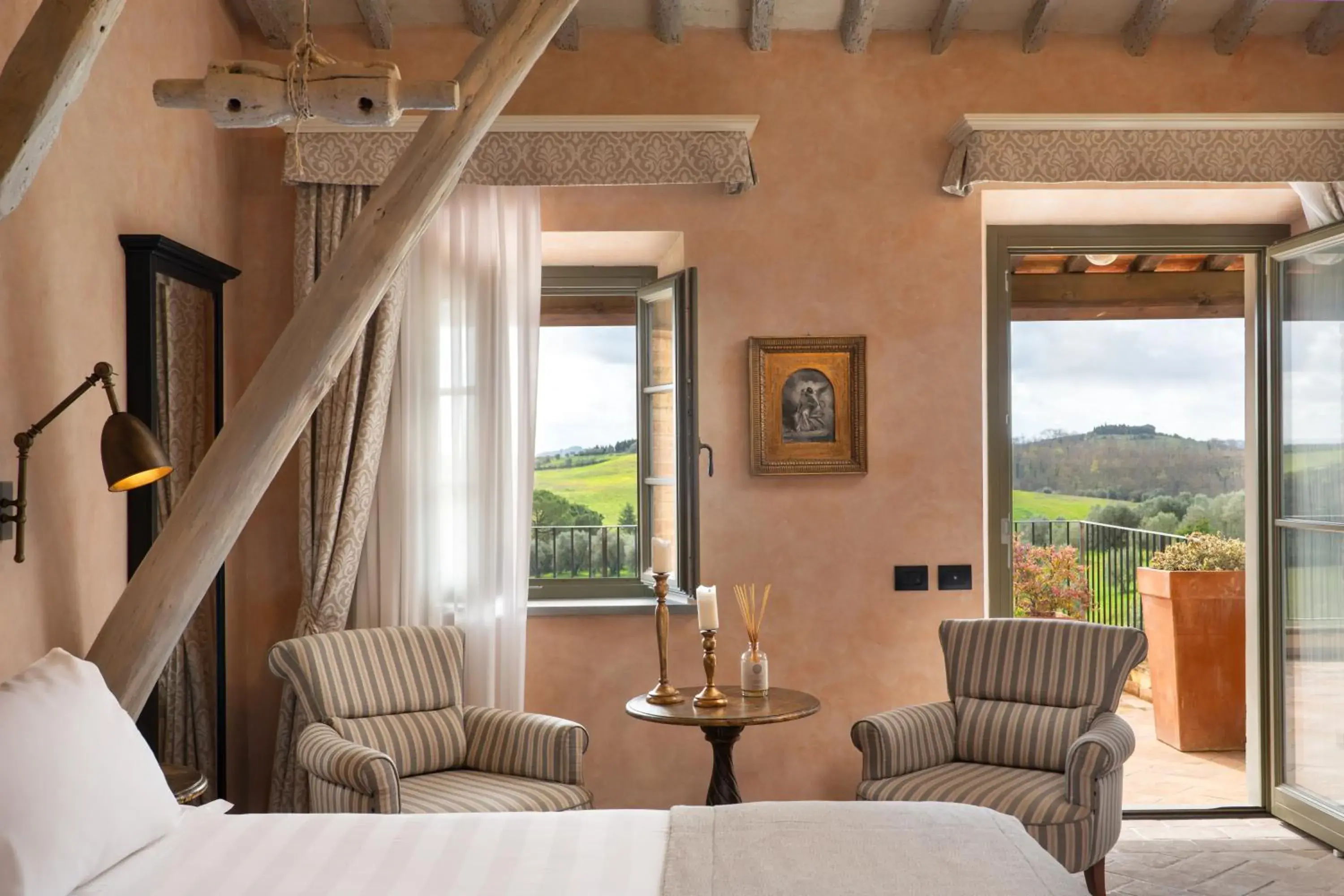 Suite with Terrace in Villa Petriolo Suite with Terrace in Villa Petriolo