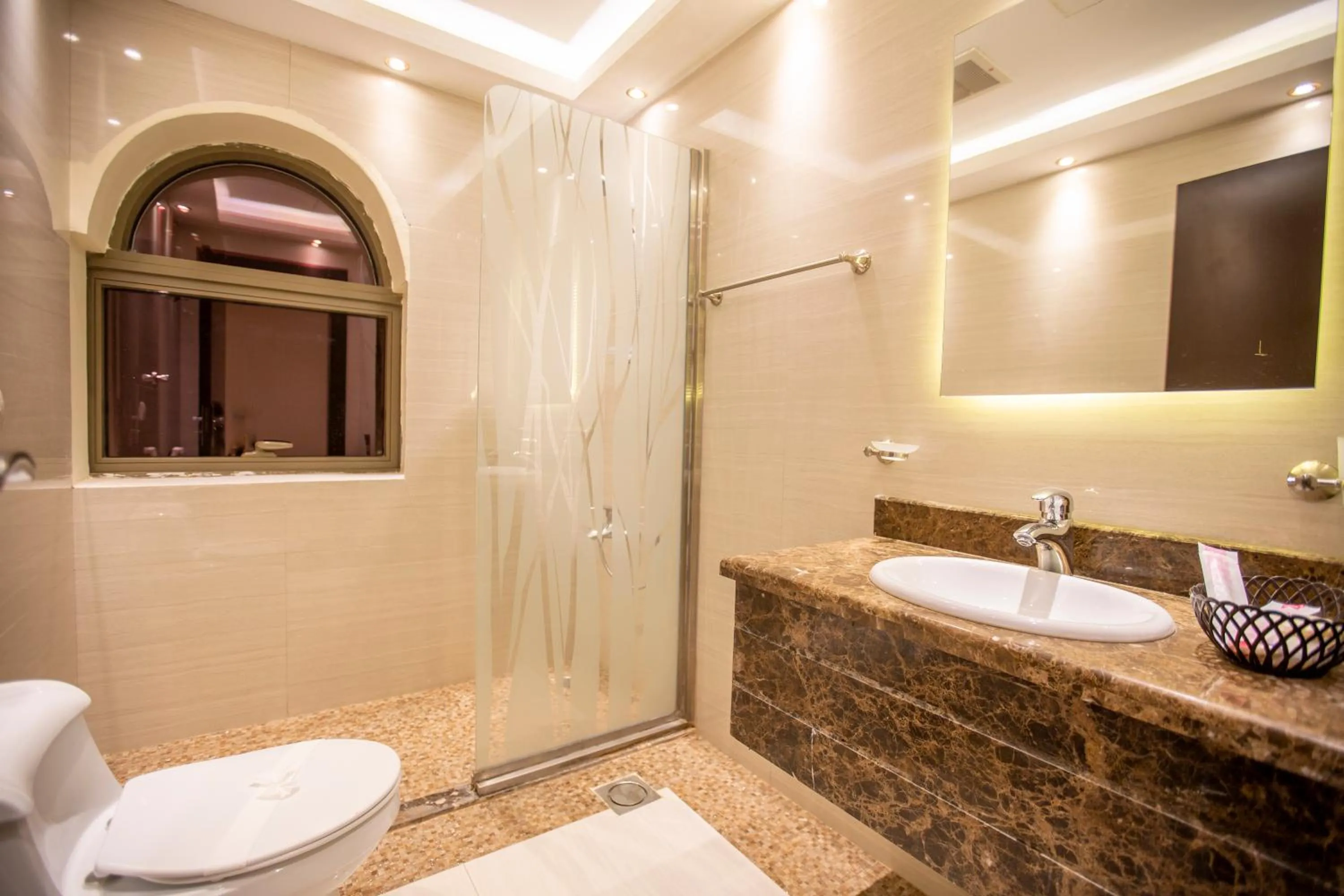 Bathroom in Makarem Residence - Hotel Apartments