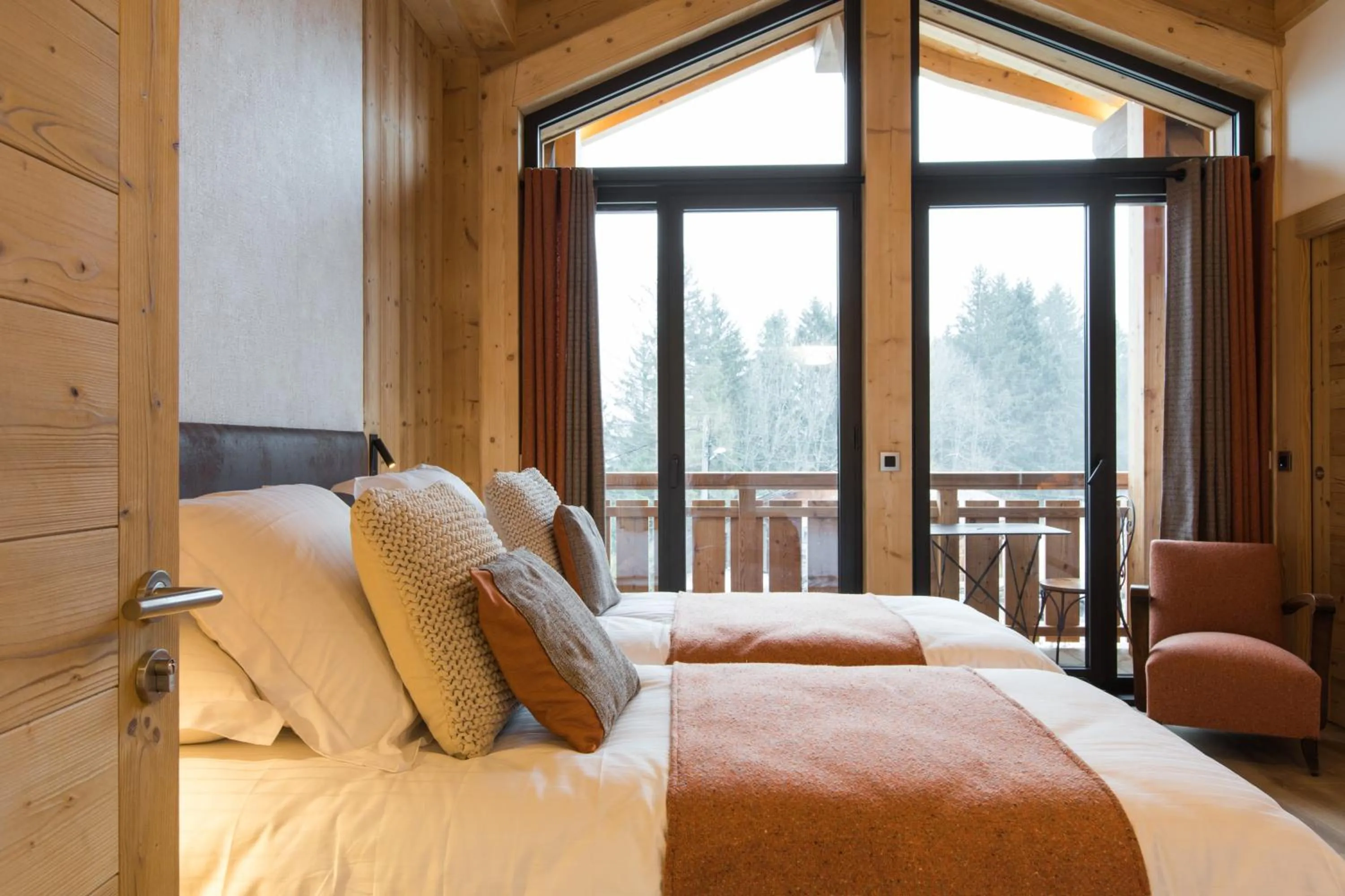 Bedroom, Bed in Chalet sur les monts Morzine