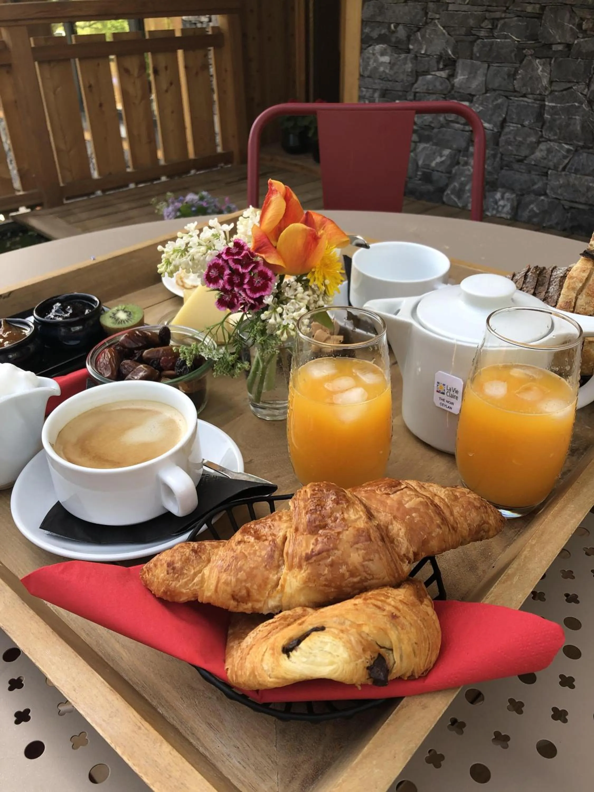 Food and drinks in Chalet sur les monts Morzine