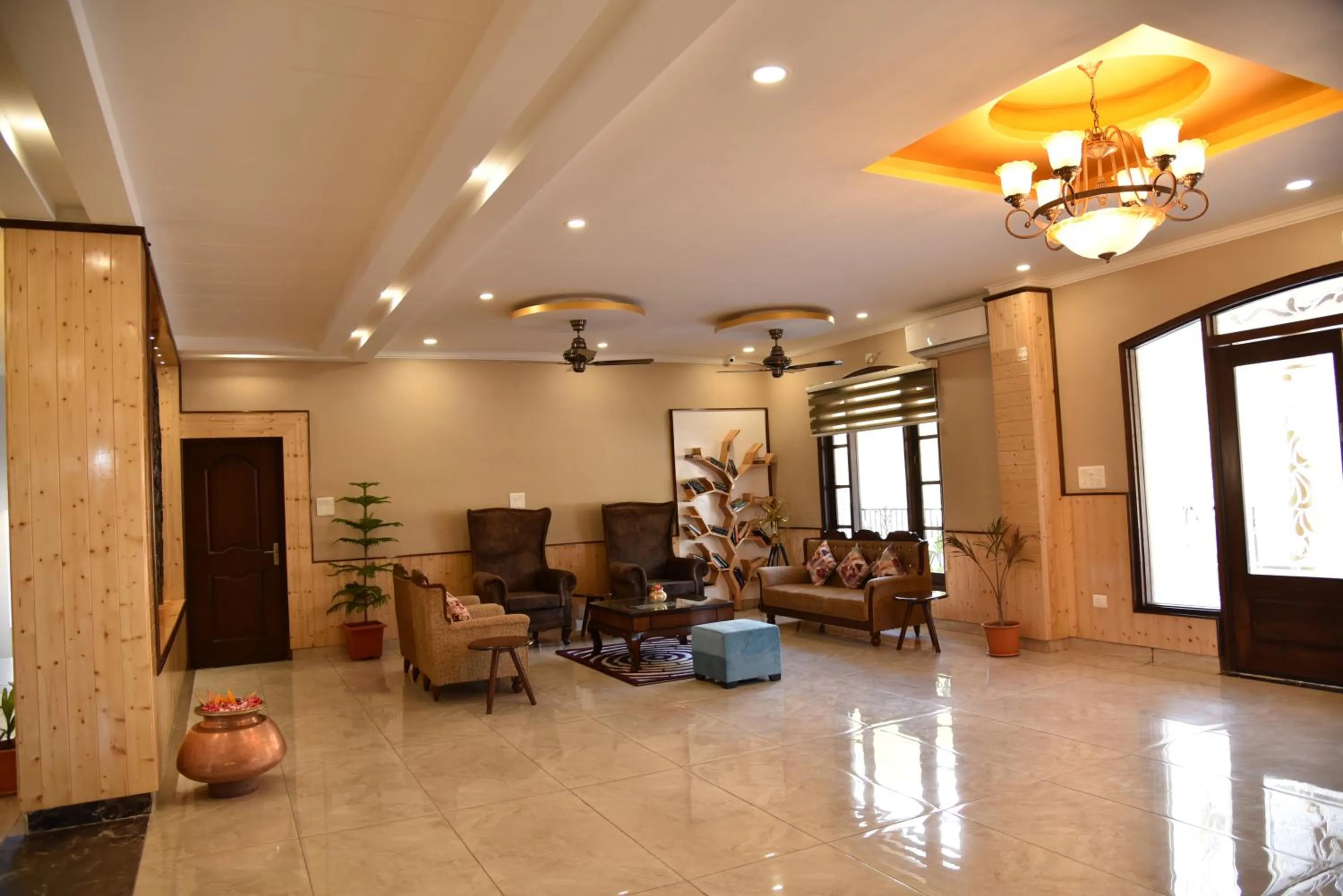 Lobby or reception in Mastiff Wildcrest Dharamshala Chamunda Devi Temple