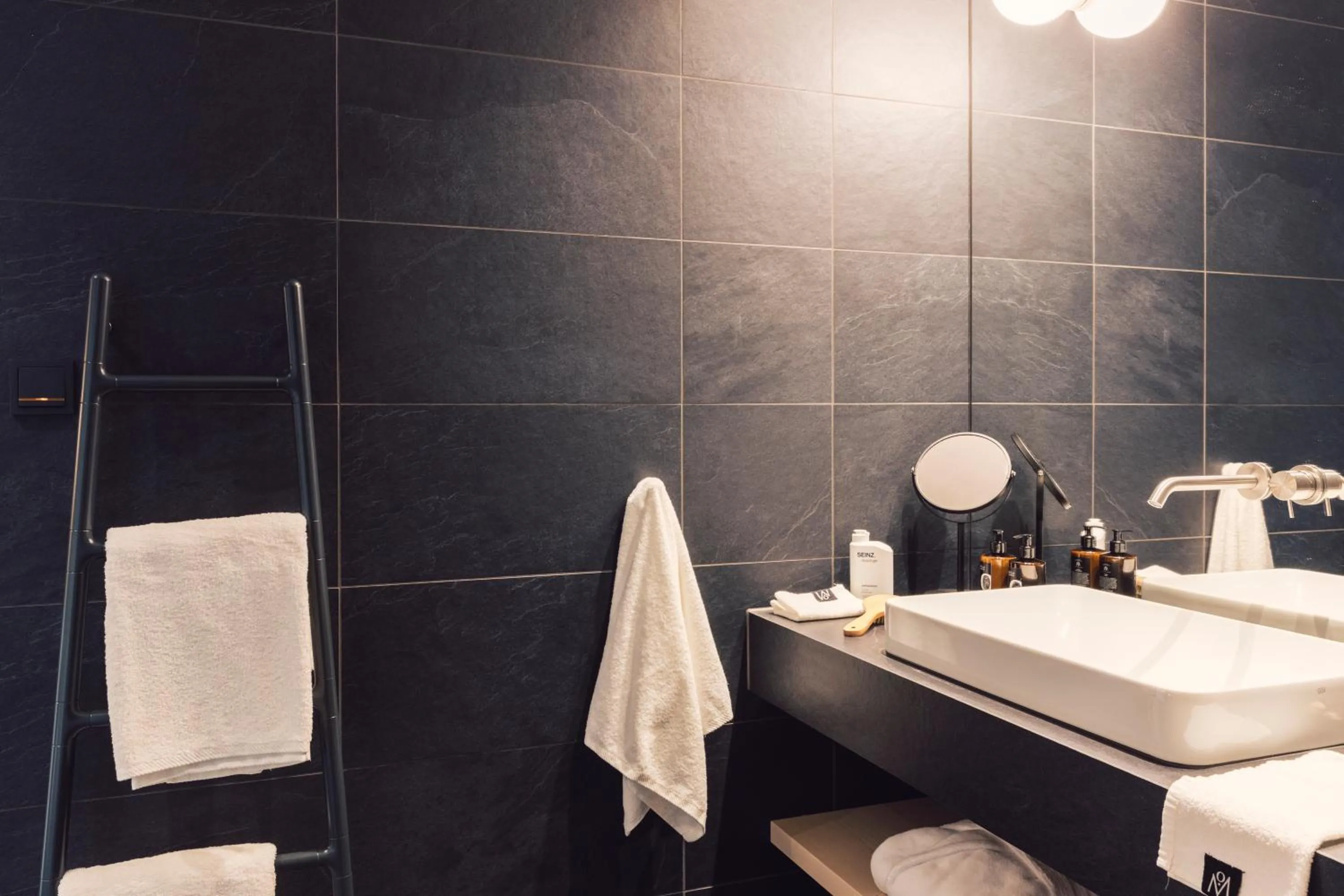 Bathroom in Hotel Milla Montis