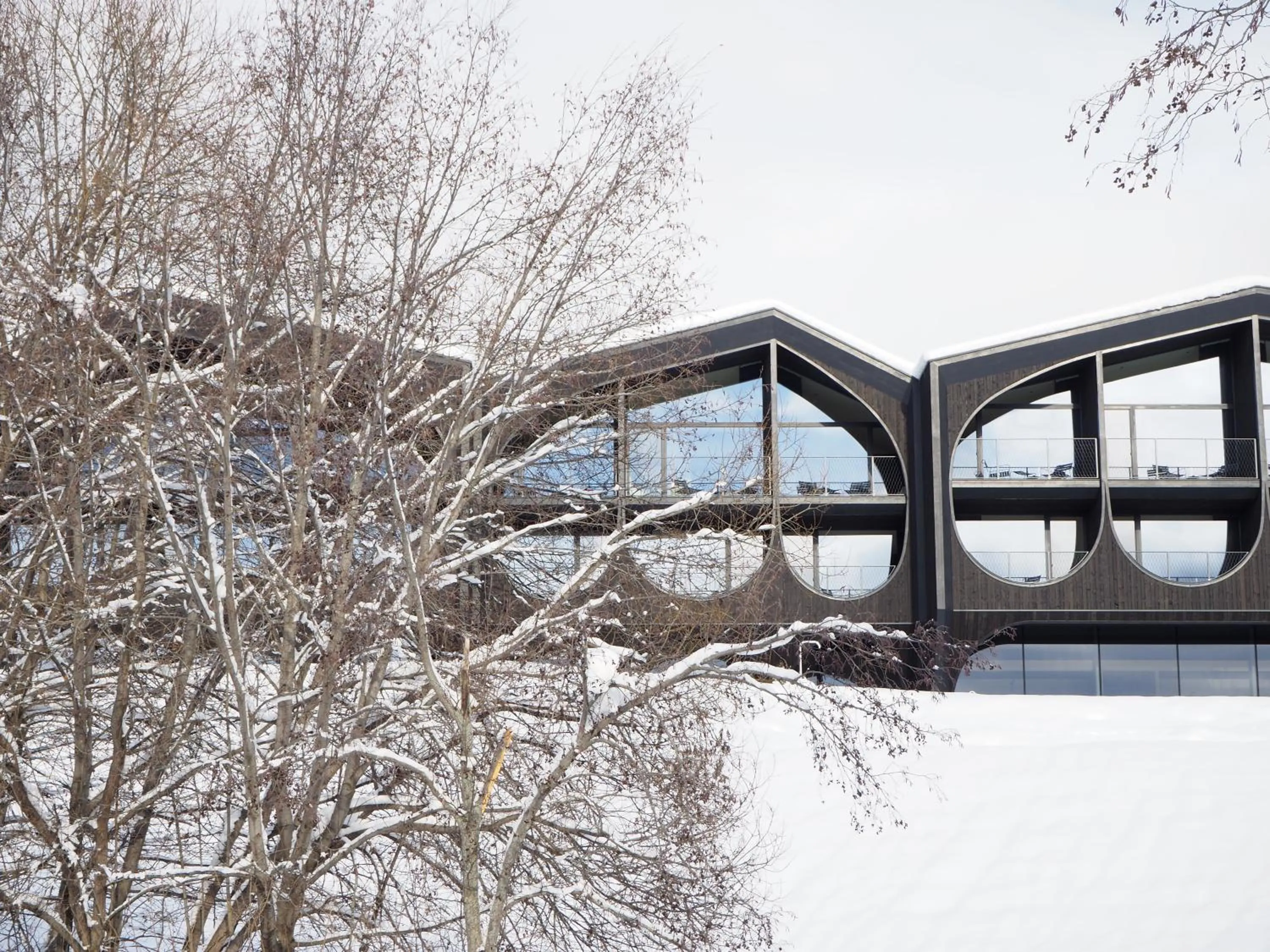 Property building in Hotel Milla Montis