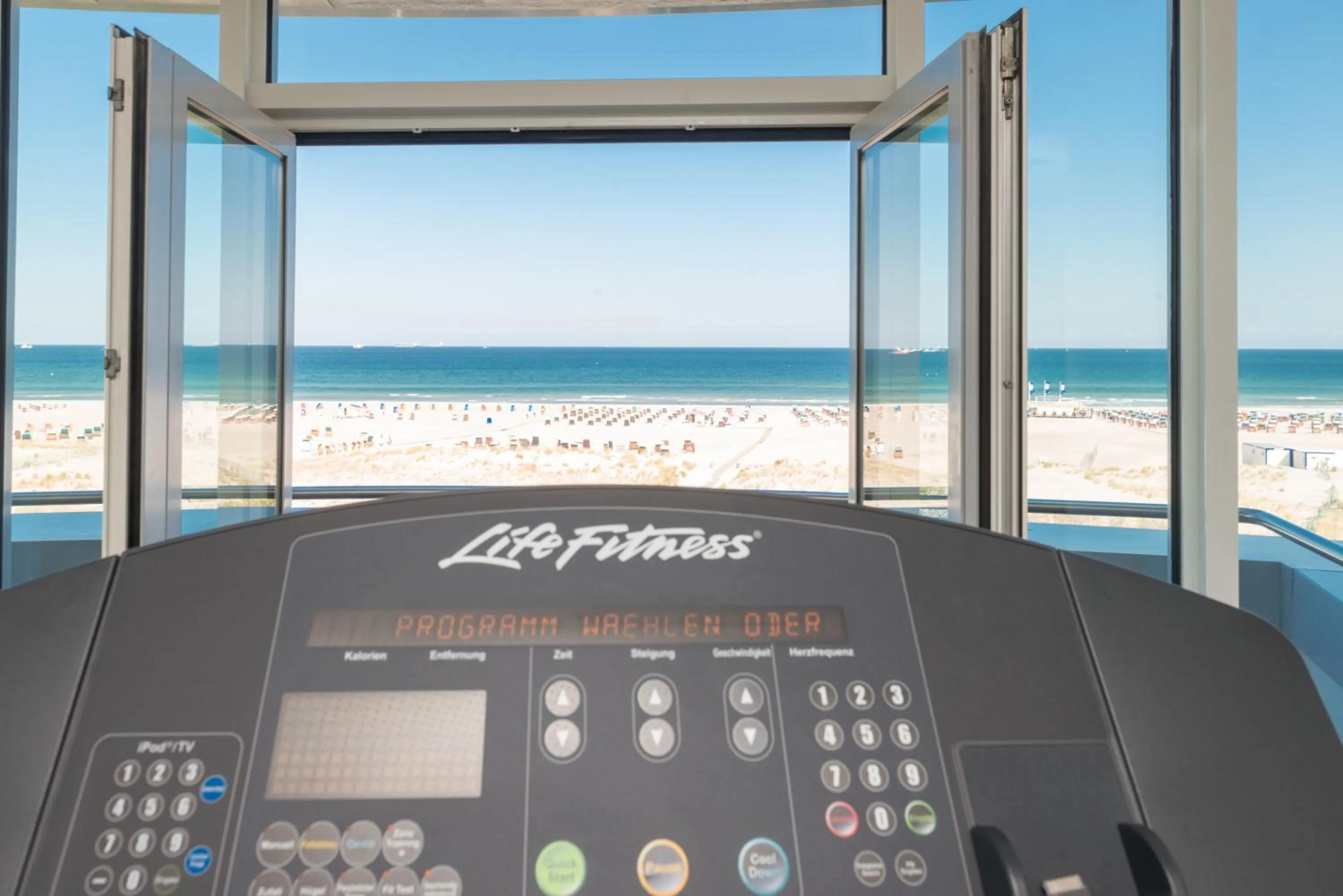 Day in Strand-Hotel Hübner