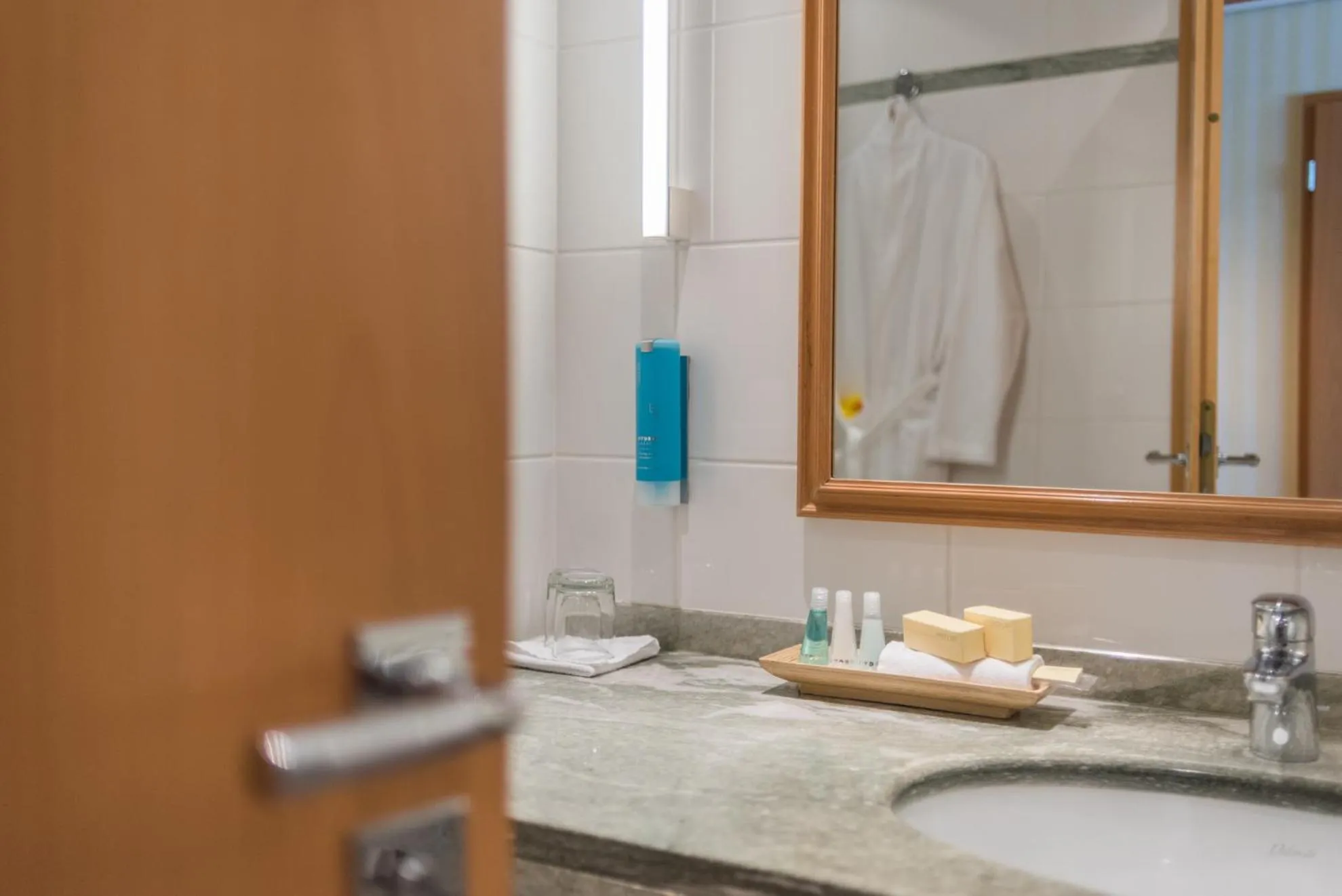 Bathroom in Strand-Hotel Hübner