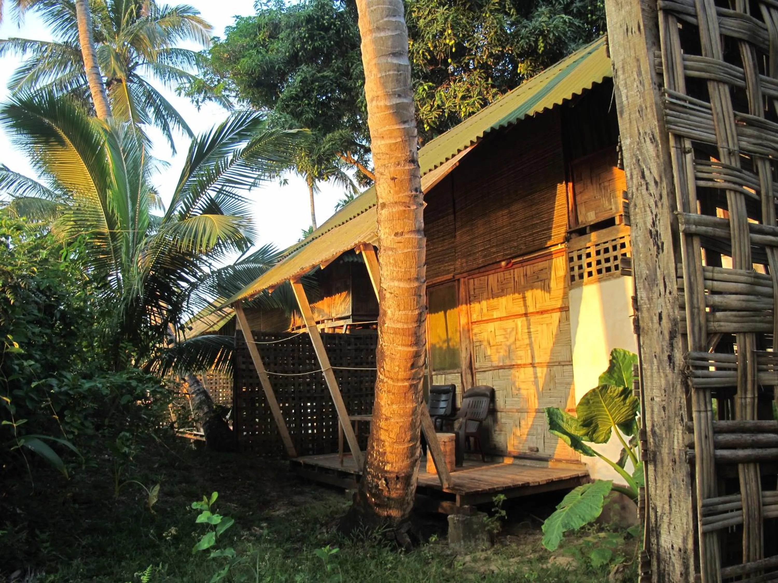 Property building in Emerald Gecko, Neil Island