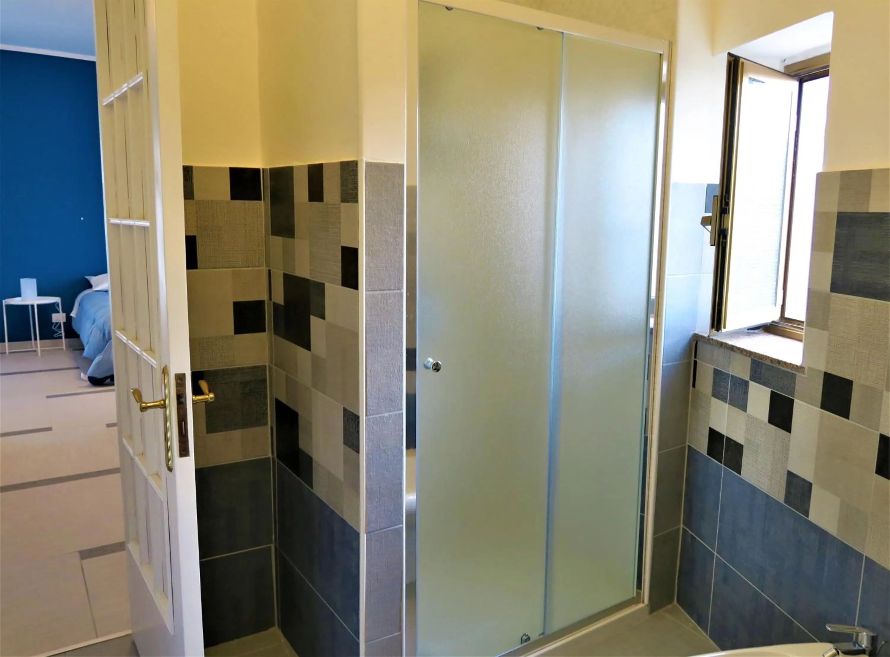 Bathroom in MOKARTA B&B