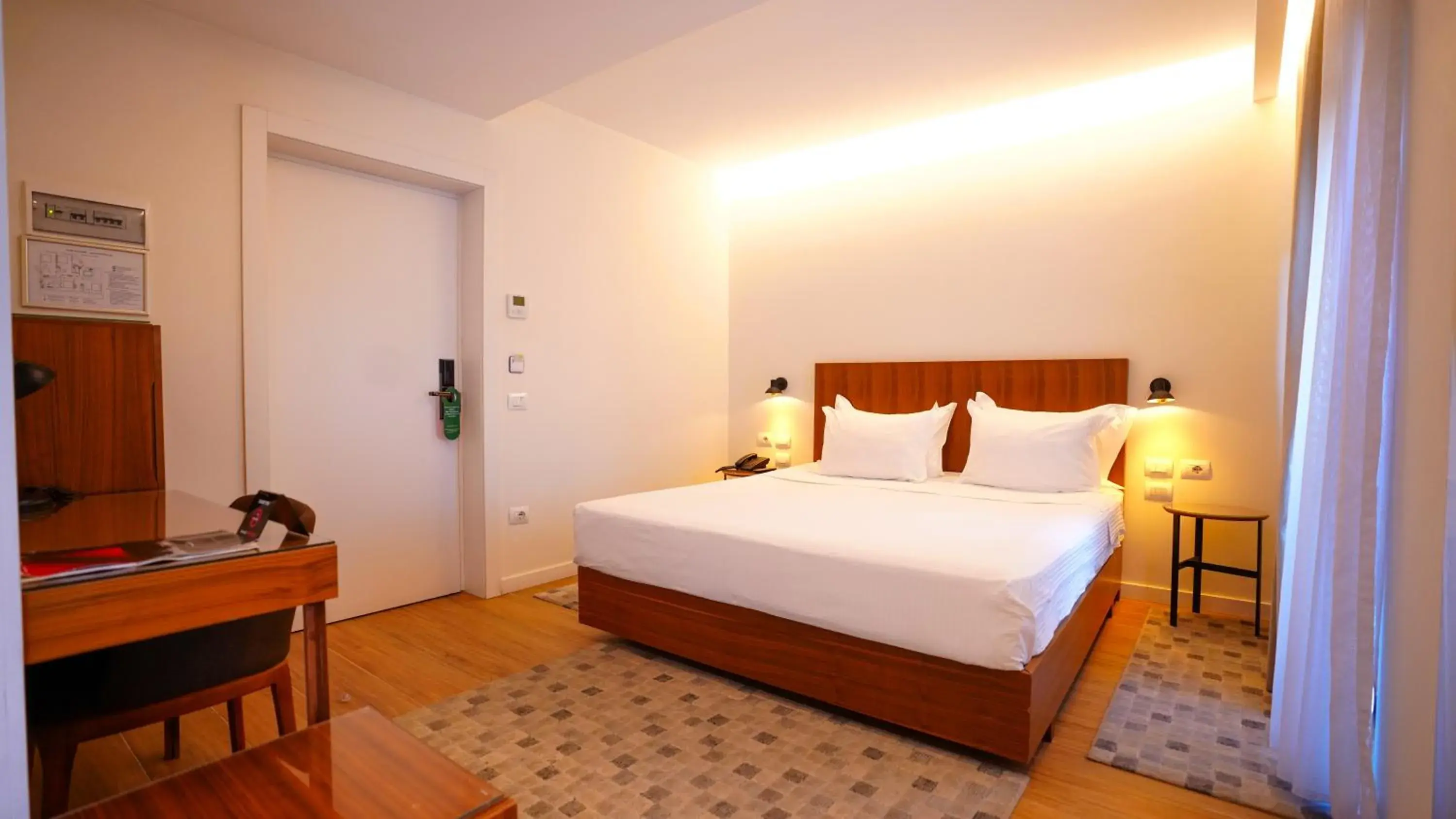 Deluxe Double Room with Balcony in Hotel Theatro- City Center Deluxe Double Room with Balcony in Hotel Theatro- City Center