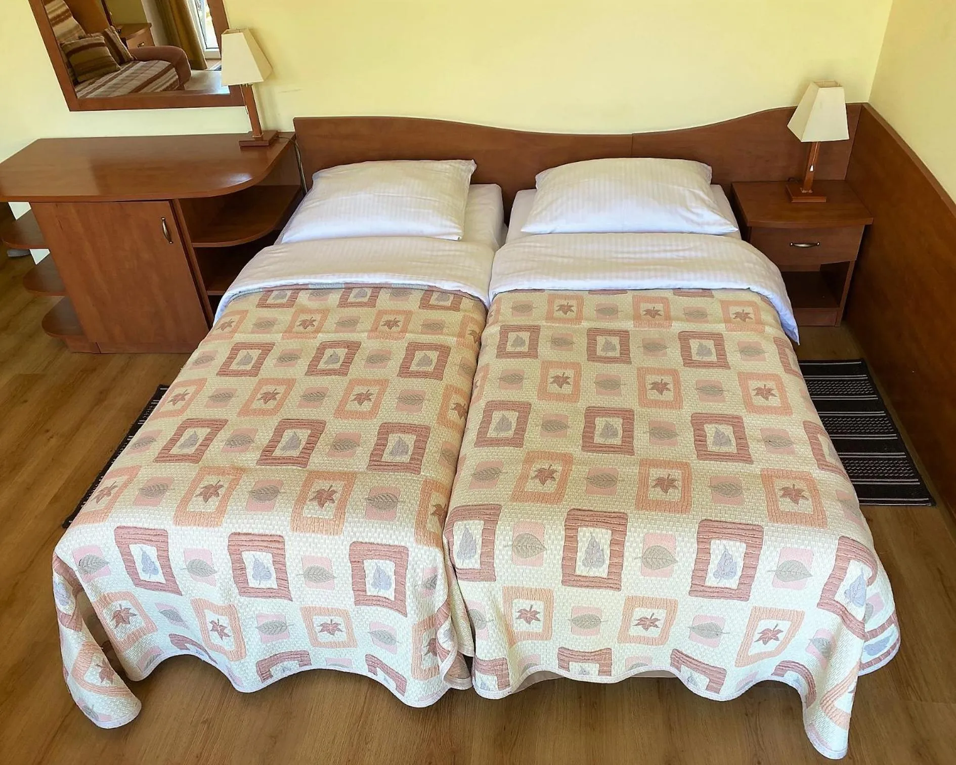 Bed in Willa Solmare