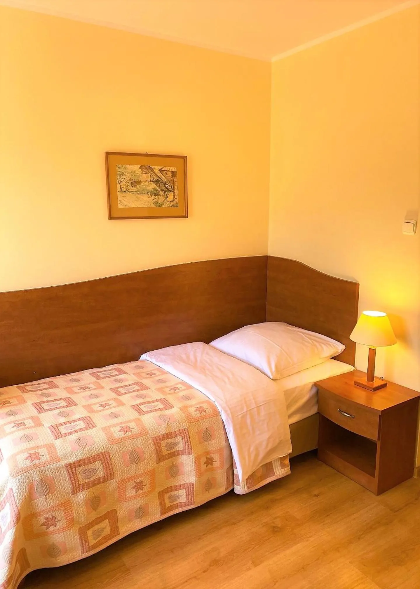 Bed in Willa Solmare