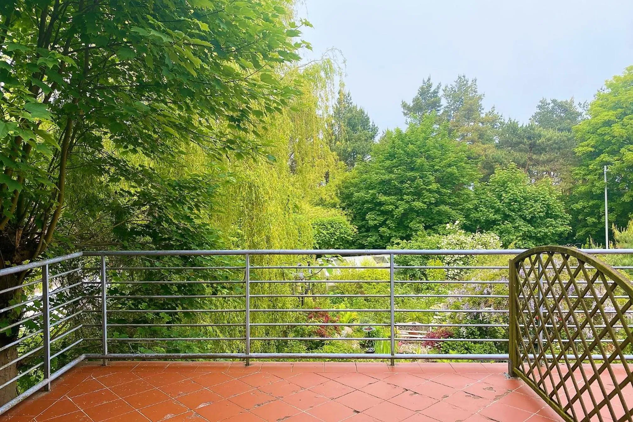 Garden view in Willa Solmare