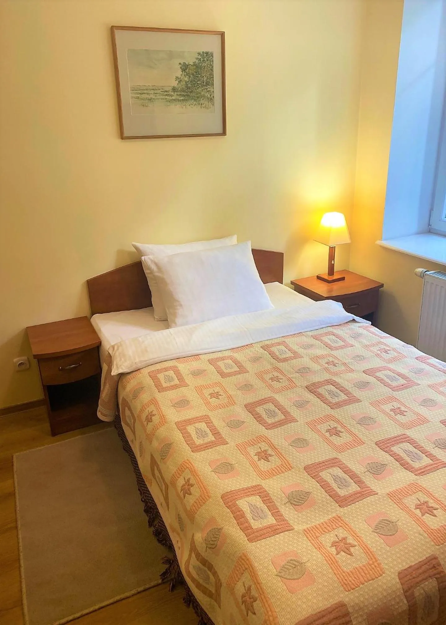 Photo of the whole room in Willa Solmare