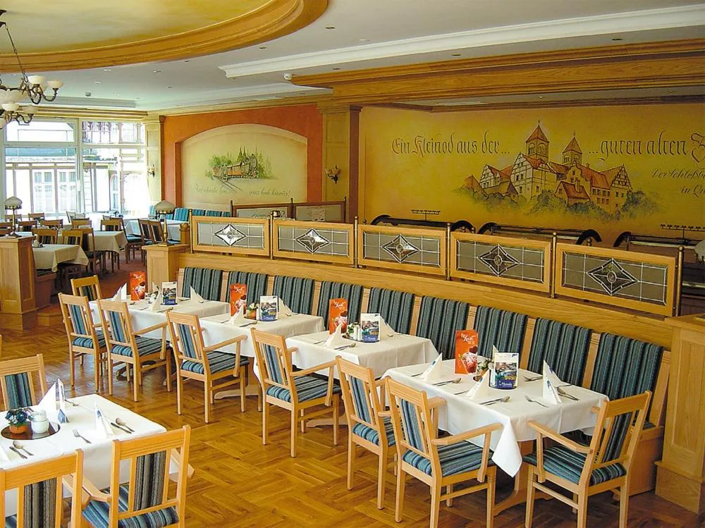 Restaurant/places to eat in Morada Hotel Alexisbad