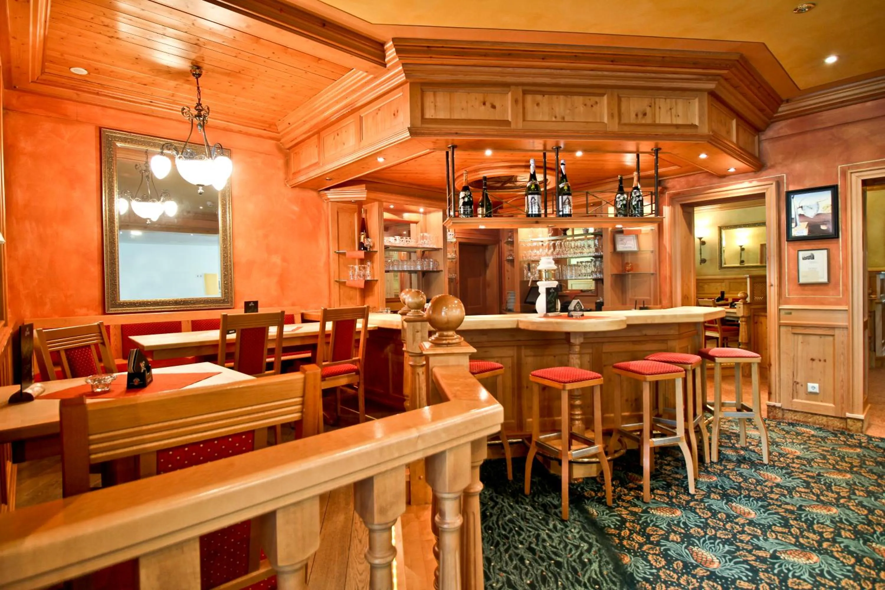 Lounge or bar in Morada Hotel Alexisbad