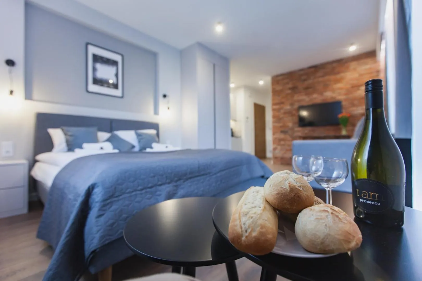 Bed in City Break Atelier Praga Apartamenty