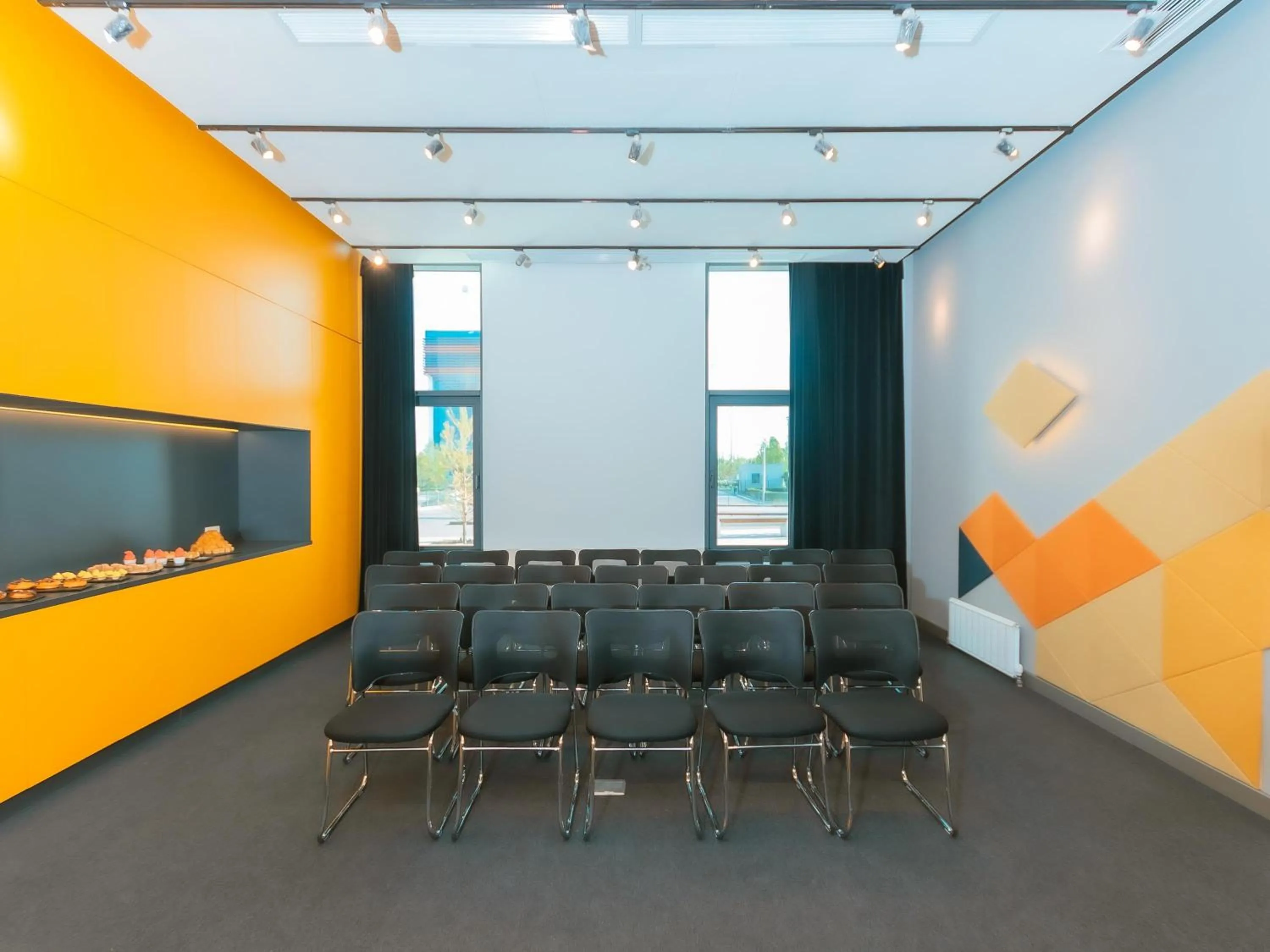 Meeting/conference room in Ibis Aktobe